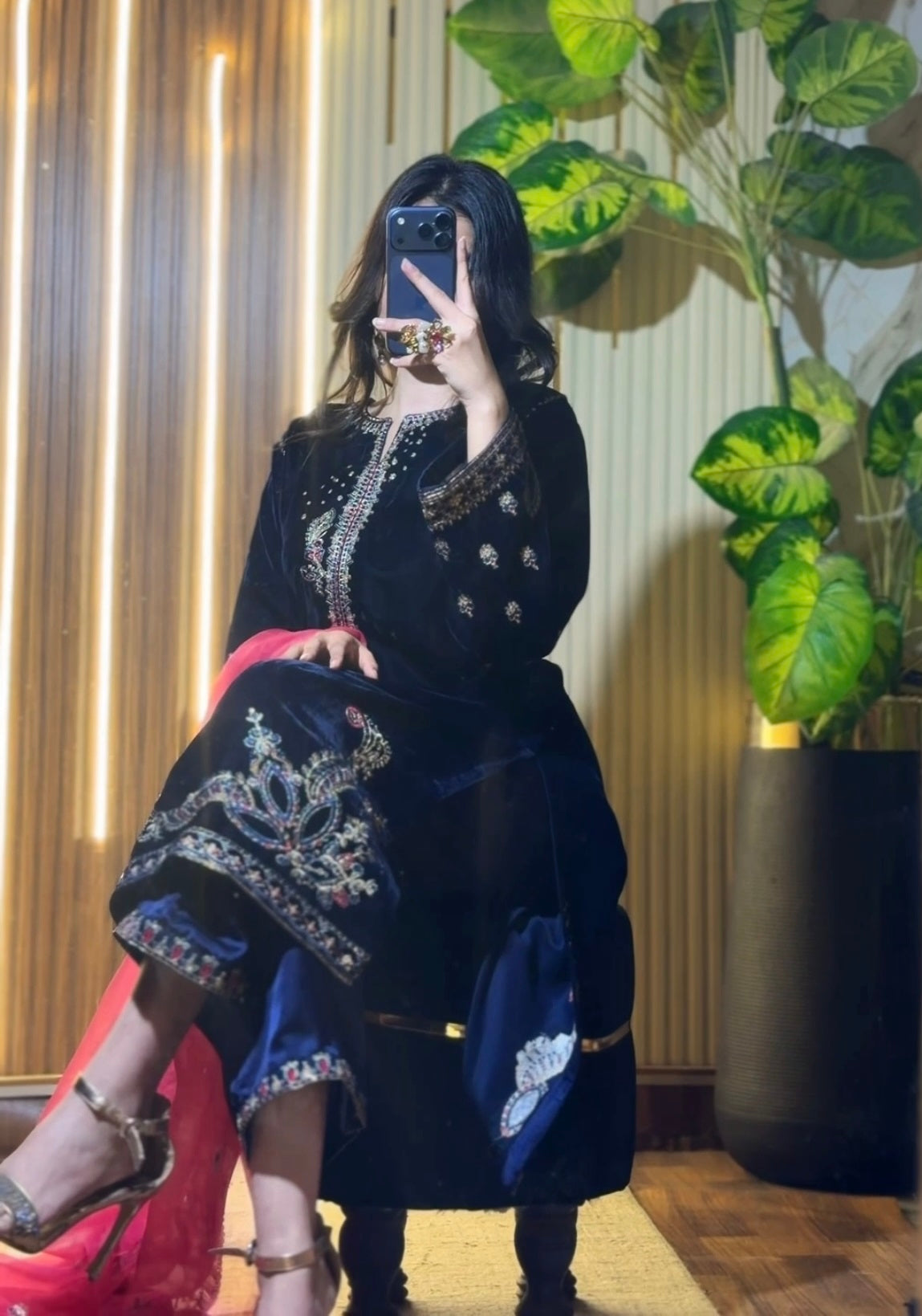 Naqshi IFRAH Luxury Micro Velvet 9000 Collection Unstitched / Stitched Suit PA-159