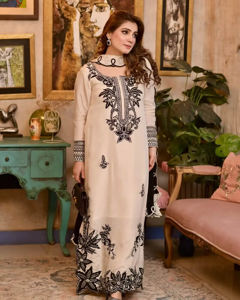 Ivory Mist Kaftan by Alizay Saad