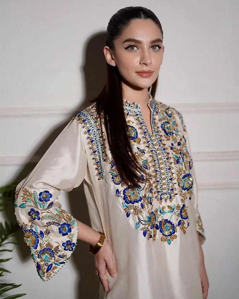 Ivories-Festive wear'26