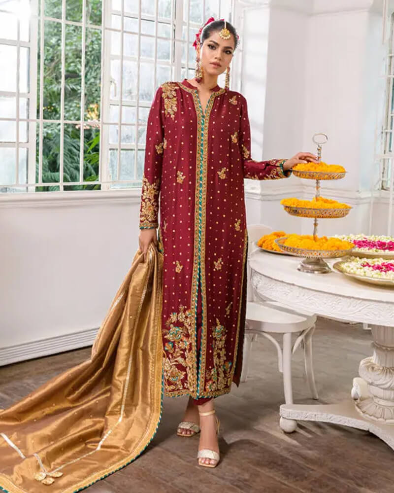 Baroque Red Festive