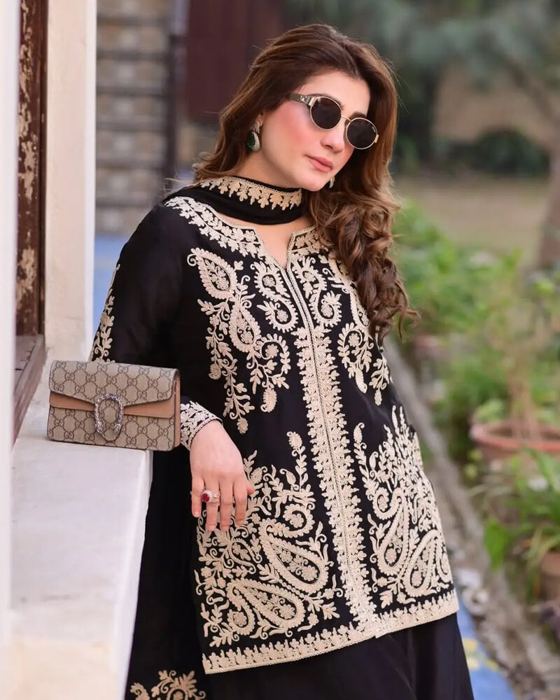 Black Elan by Alizay Saad