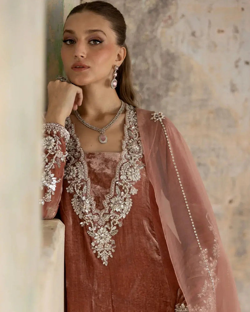 Irsa Pink Signature Velvet