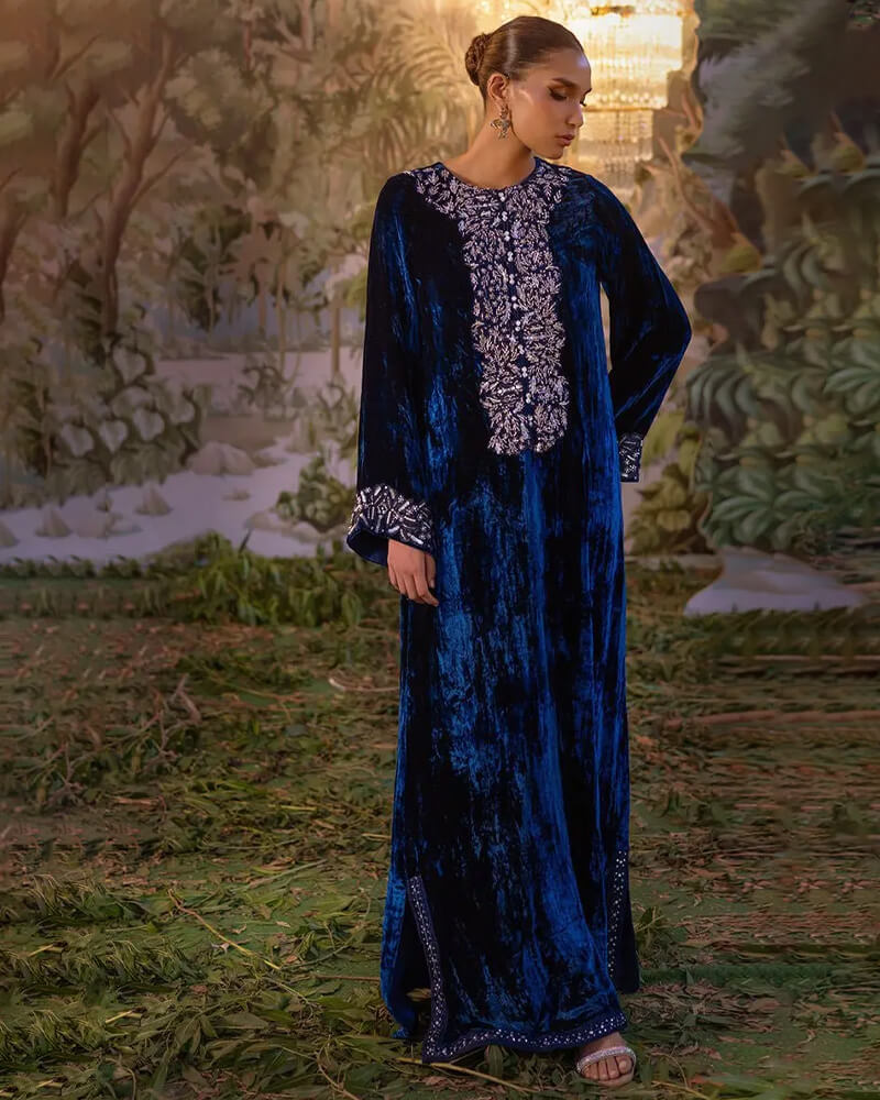 Anaya Velvet Luxe Jalabiya by Alizay Saad