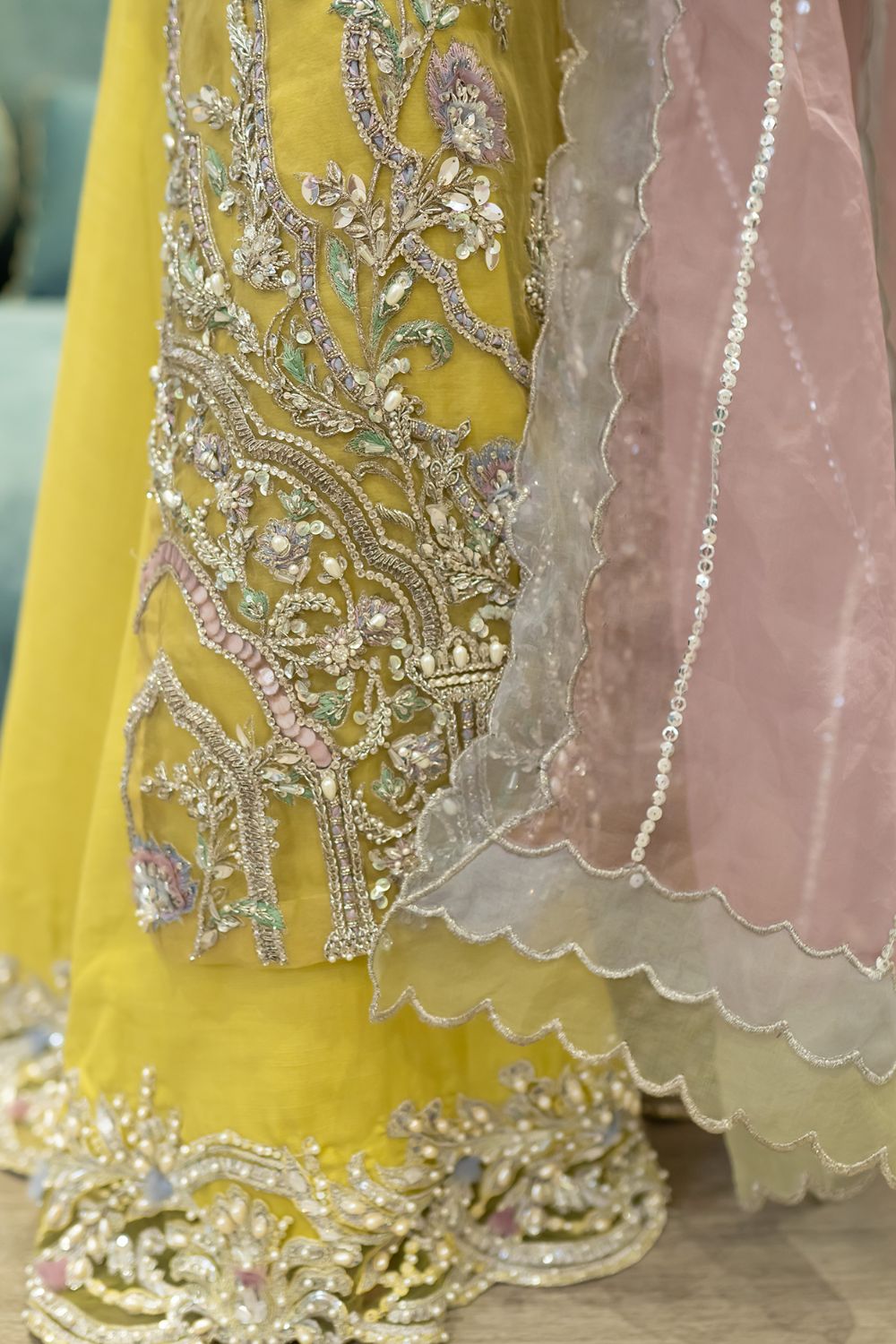 https://cdn.shopify.com/s/files/1/0533/2910/0998/products/Iris_0023_DSC02903.jpg?v=1621853502