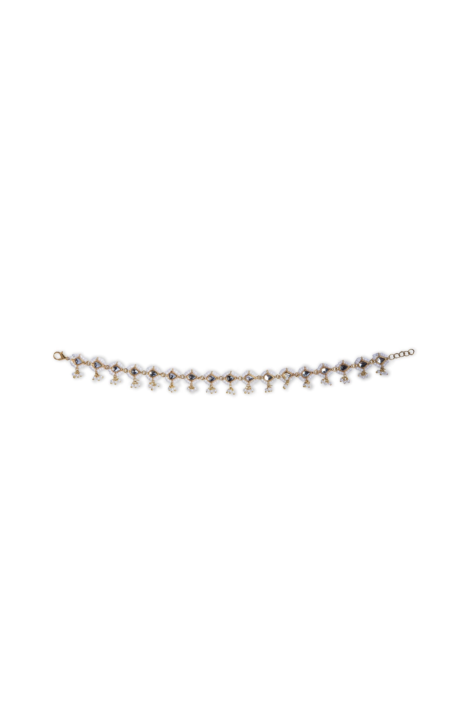 https://cdn.shopify.com/s/files/1/0620/8788/9062/files/JAN-W24-04_Pearl_White.jpg?v=1727250901