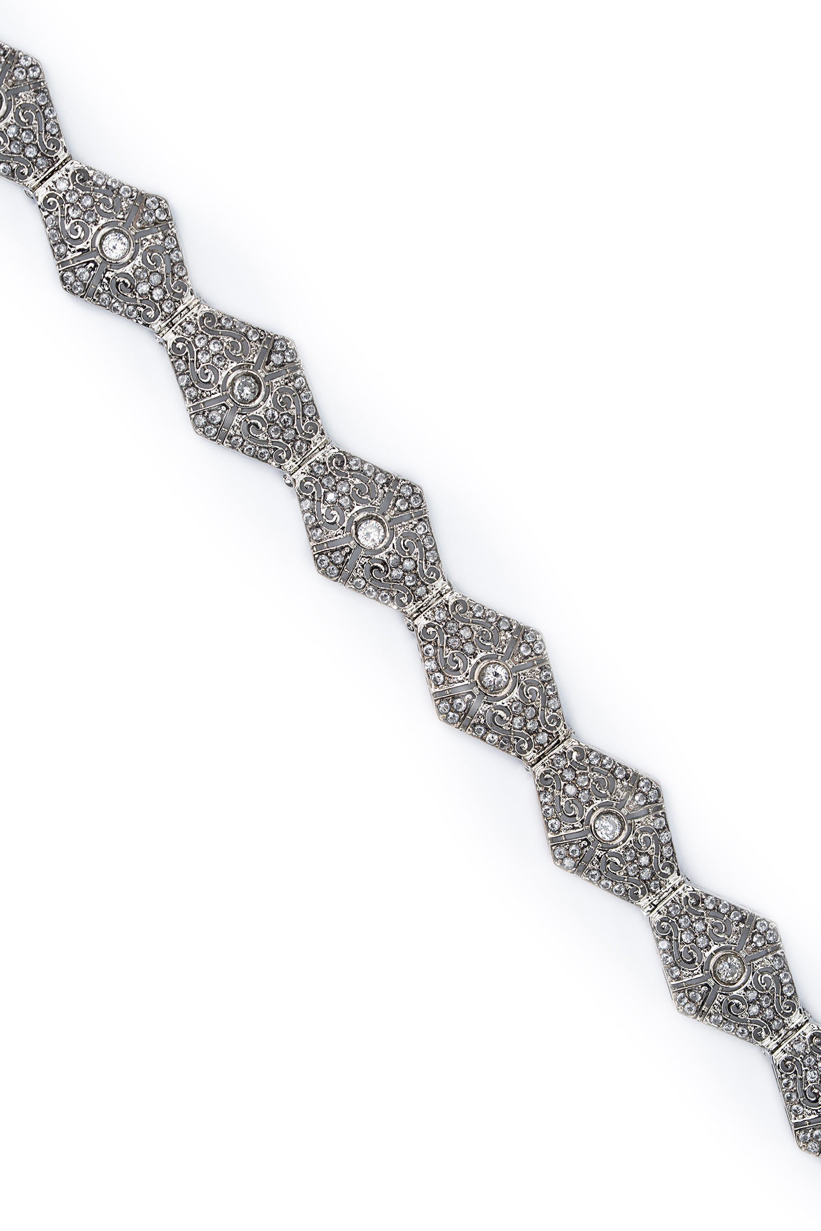 https://cdn.shopify.com/s/files/1/0620/8788/9062/files/JBREA2601WhiteZircon_C.jpg?v=1776691531