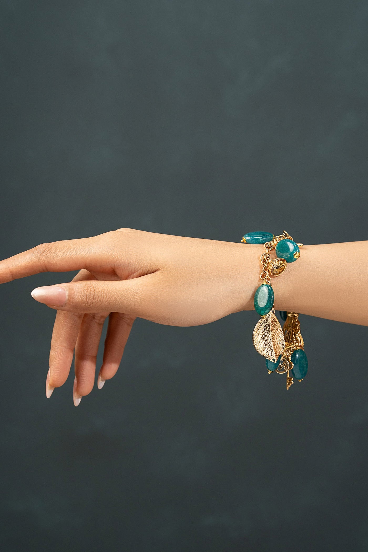 https://cdn.shopify.com/s/files/1/0620/8788/9062/files/JBR_W23_01_Teal_Blue_Closeup_C.jpg?v=1769239637