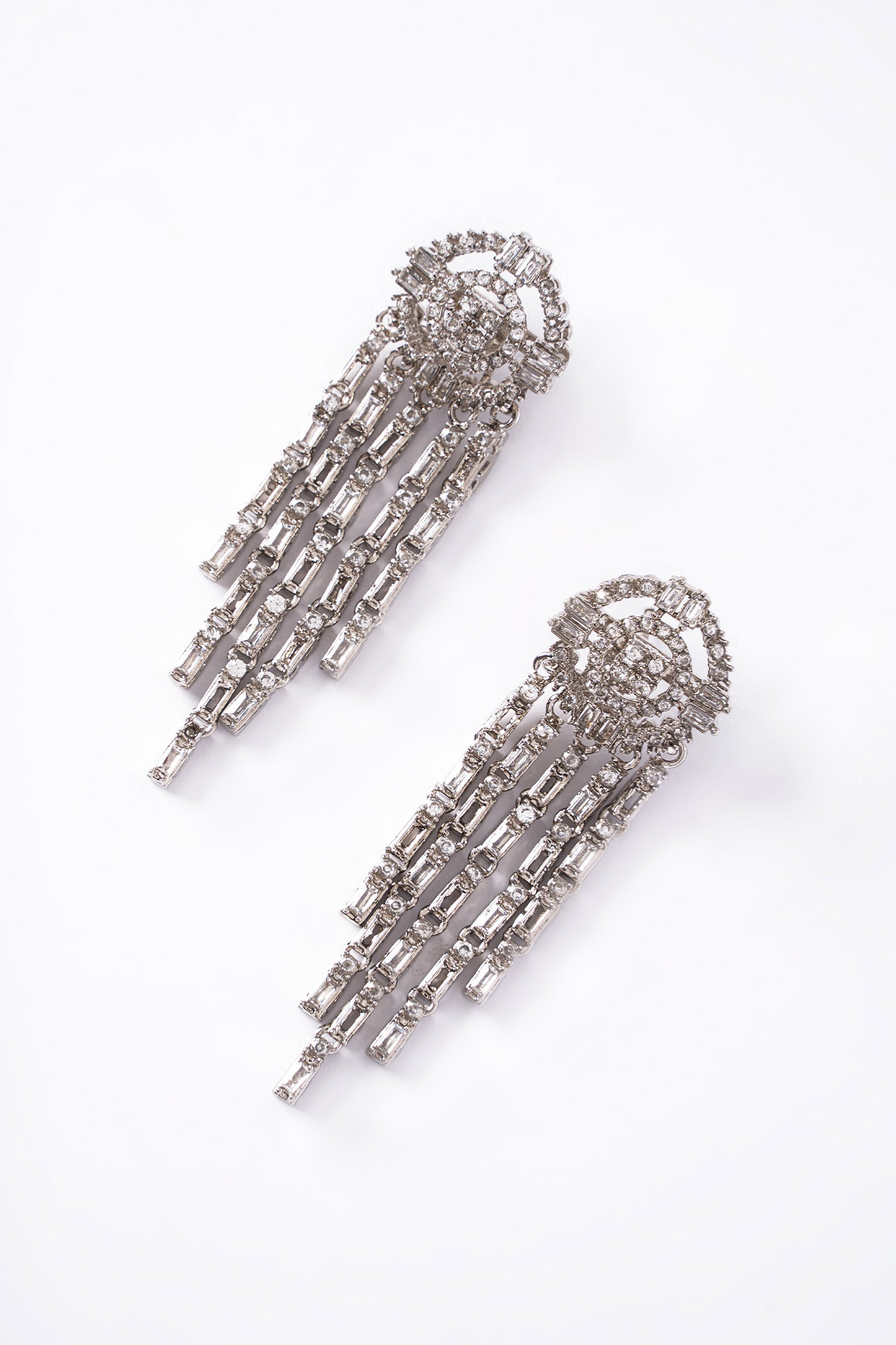 https://cdn.shopify.com/s/files/1/0620/8788/9062/files/JEREA2510WhiteZircon-3.jpg?v=1746542148