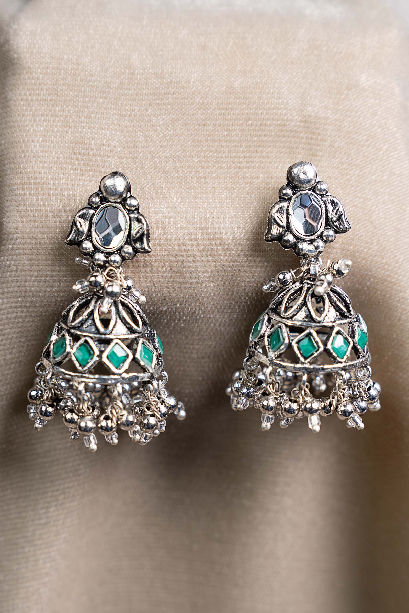 Gulshab Jhumka