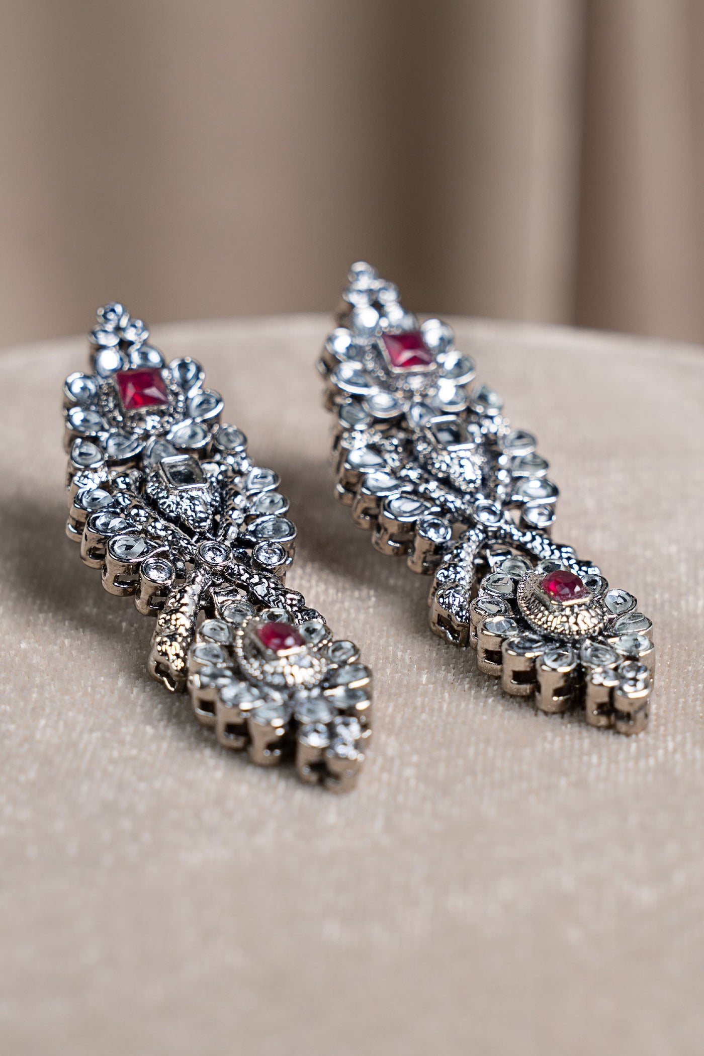 Zarghuna Earrings