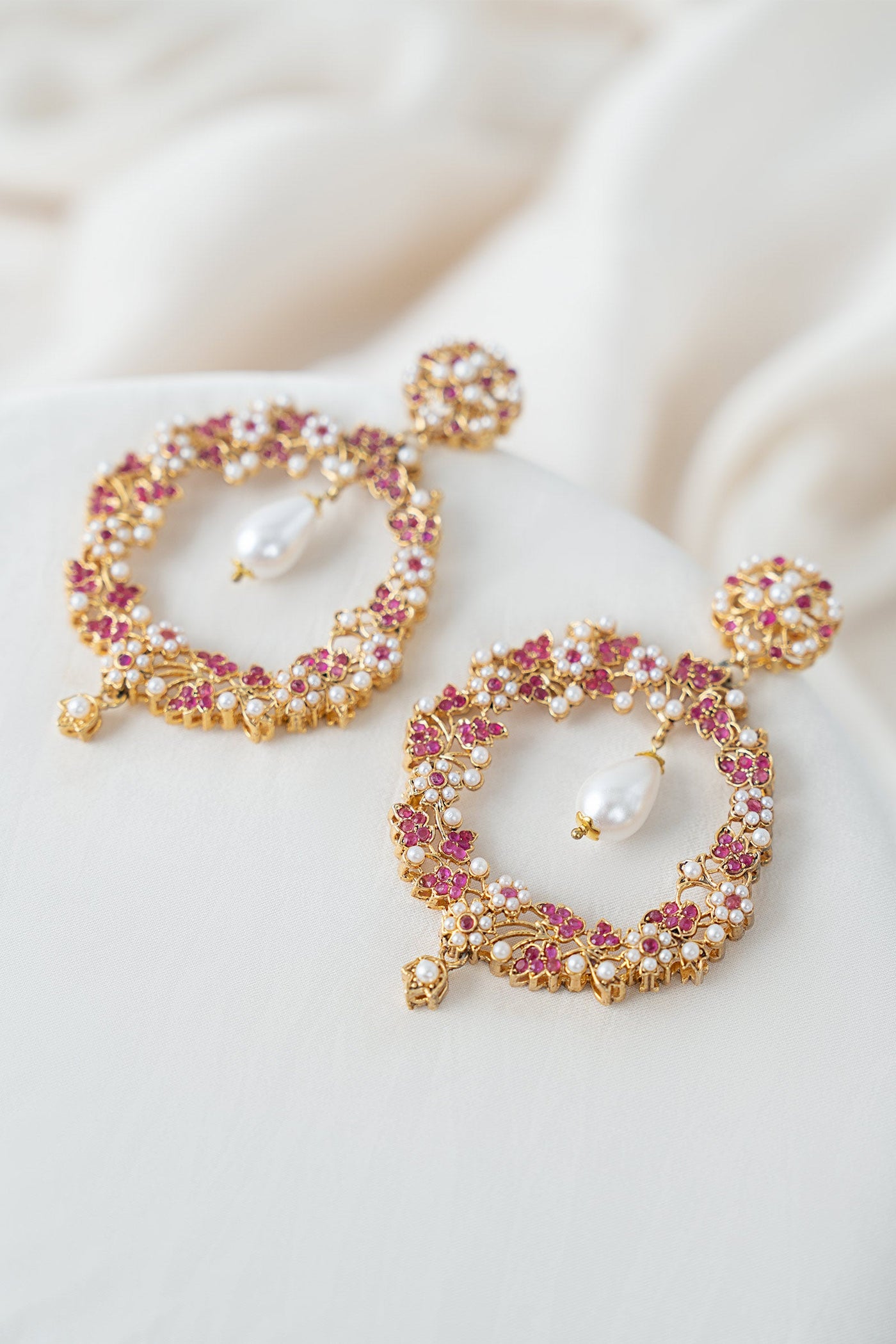 https://cdn.shopify.com/s/files/1/0620/8788/9062/files/JERW25-11PinkChatham_B.jpg?v=1758104815