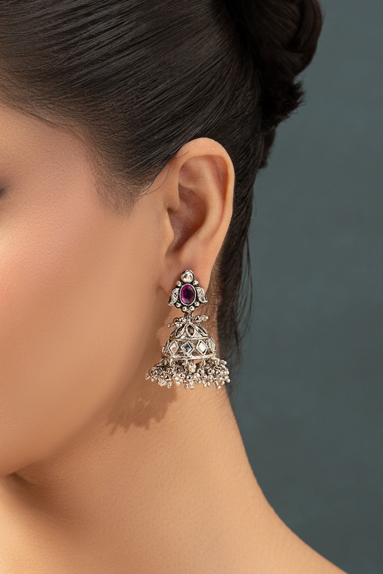 Gulshab Jhumka