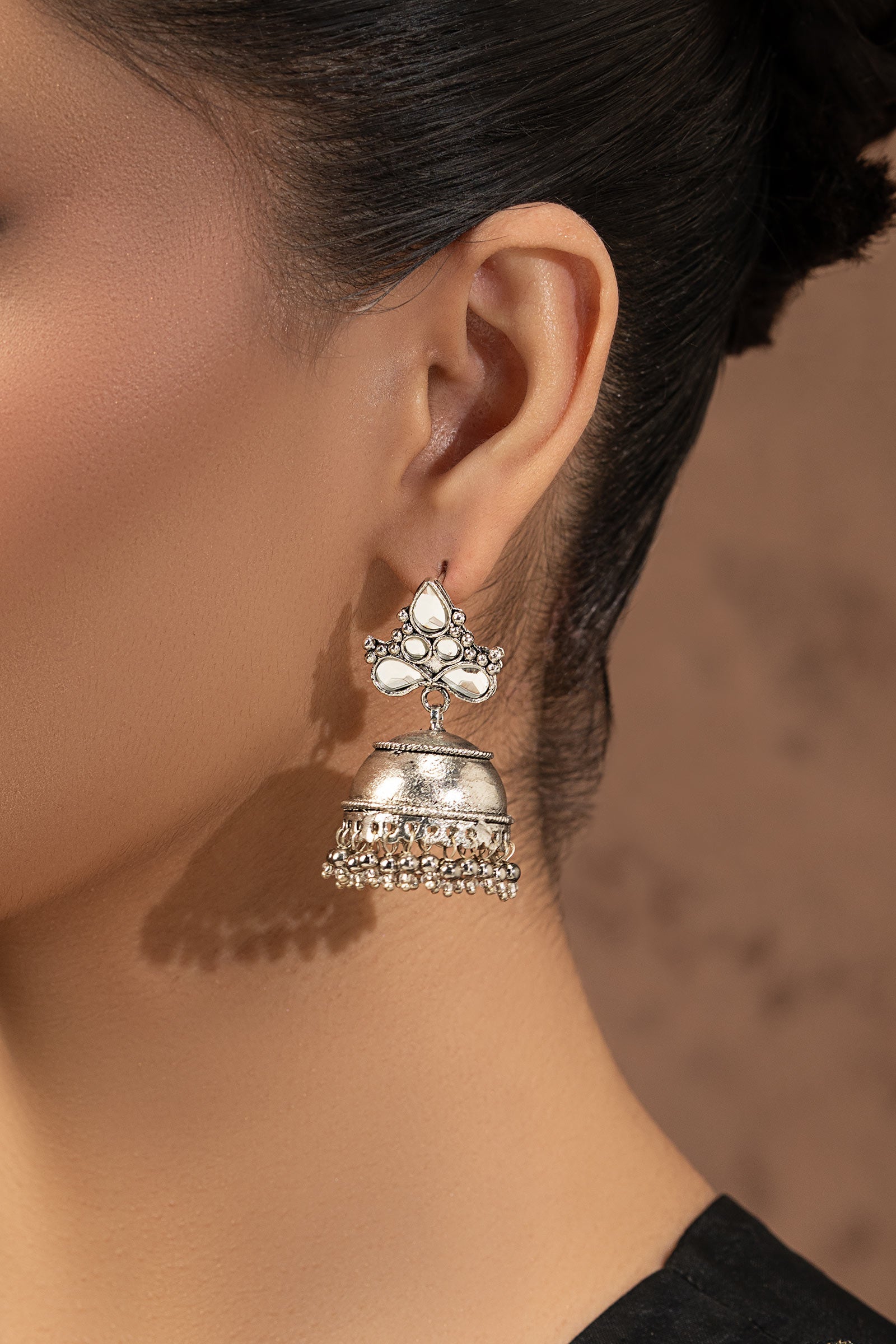 Kamalika Jhumka