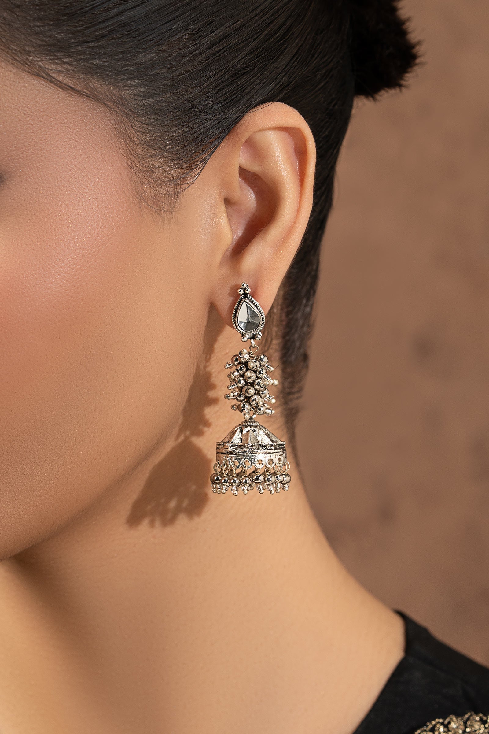 Nourhan Jhumka