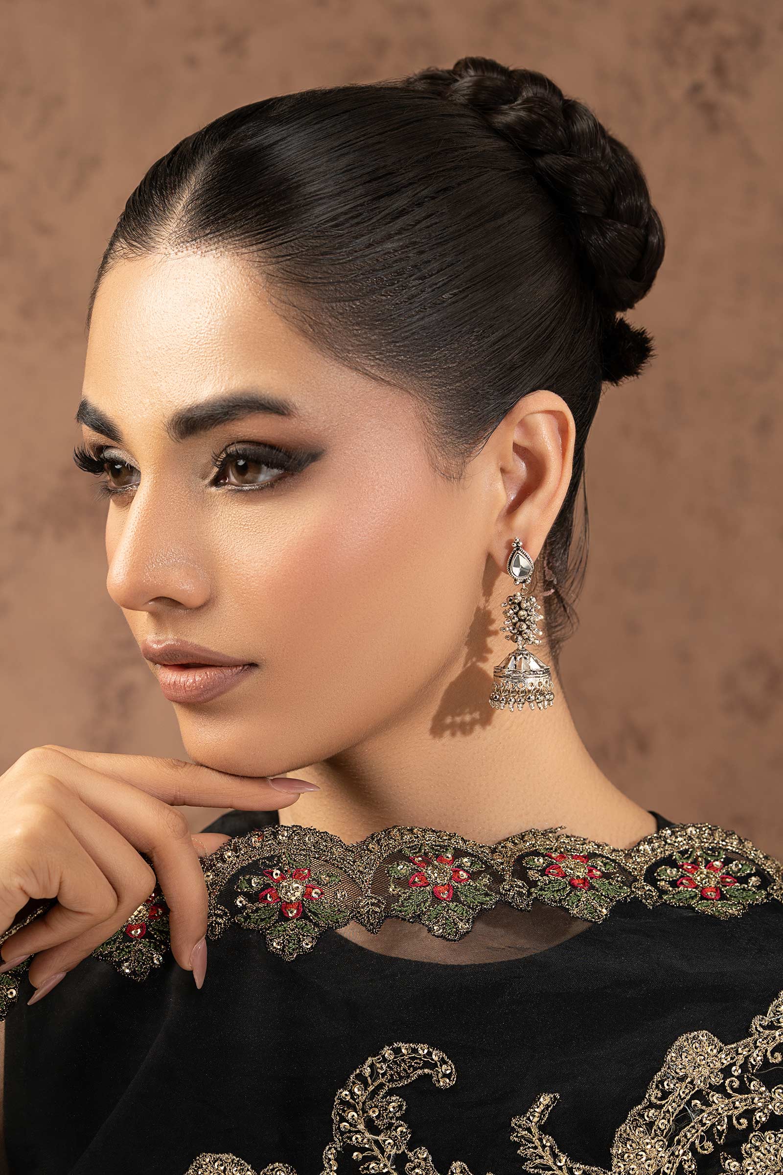 Nourhan Jhumka