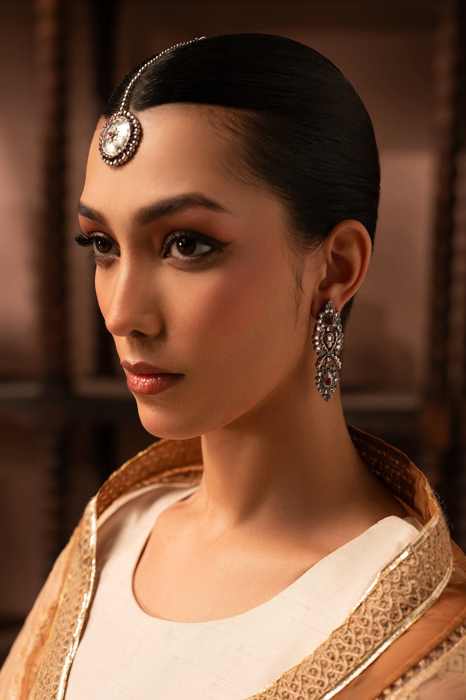 Zarghuna Earrings