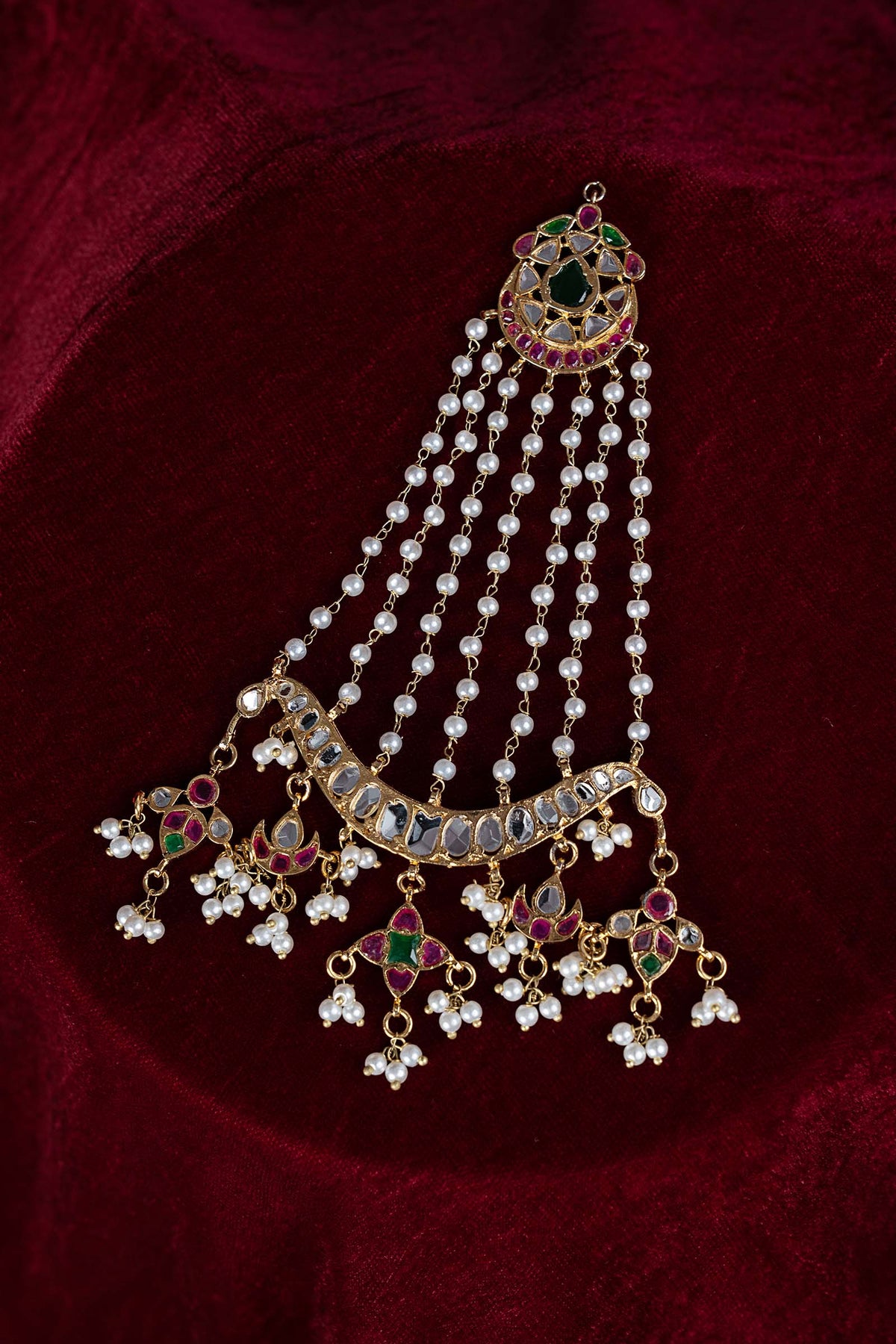 Shahzani Jhoomar