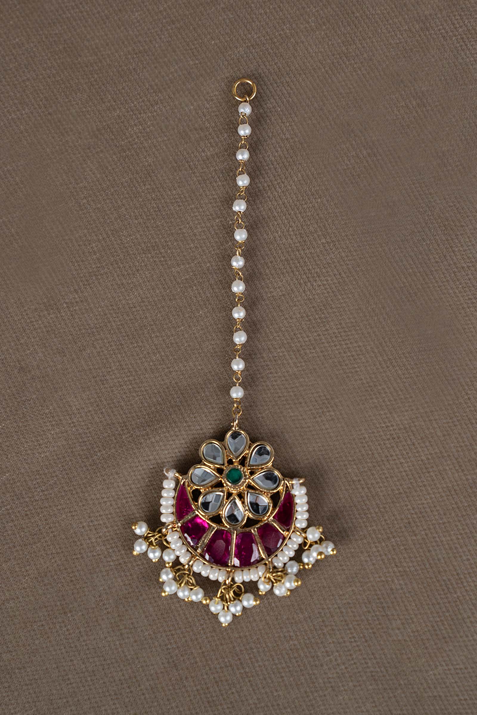 Nishara Tikka