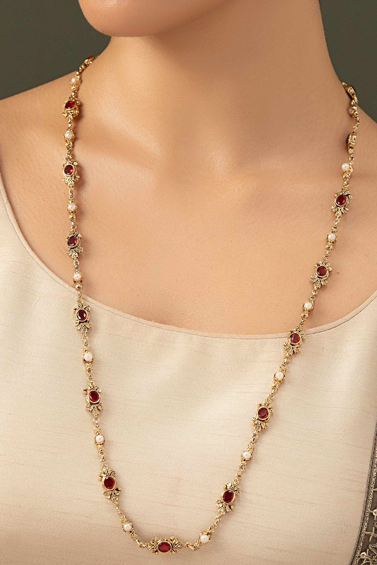Farnoush Mala