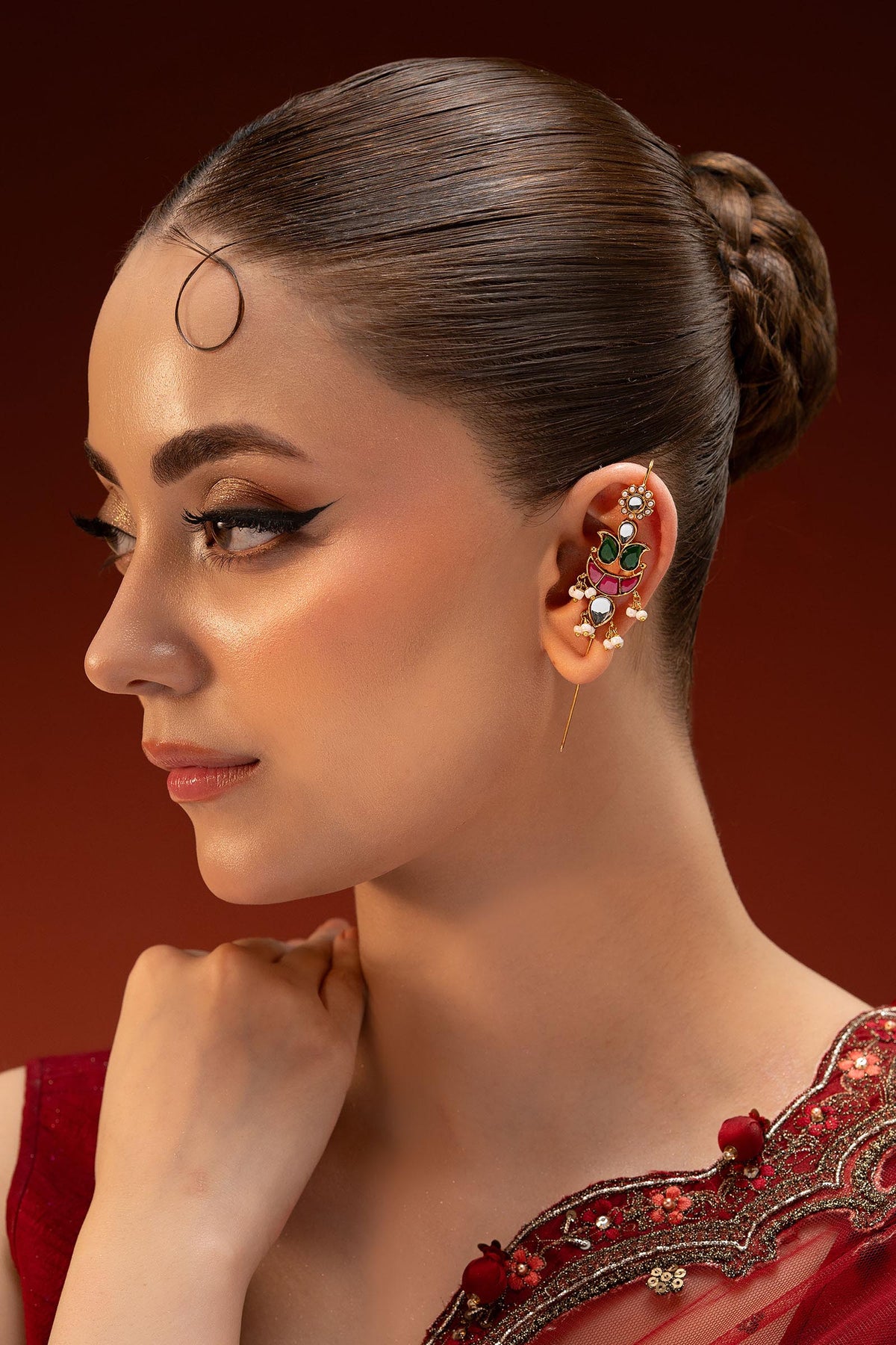 Jasiri Ear Needle