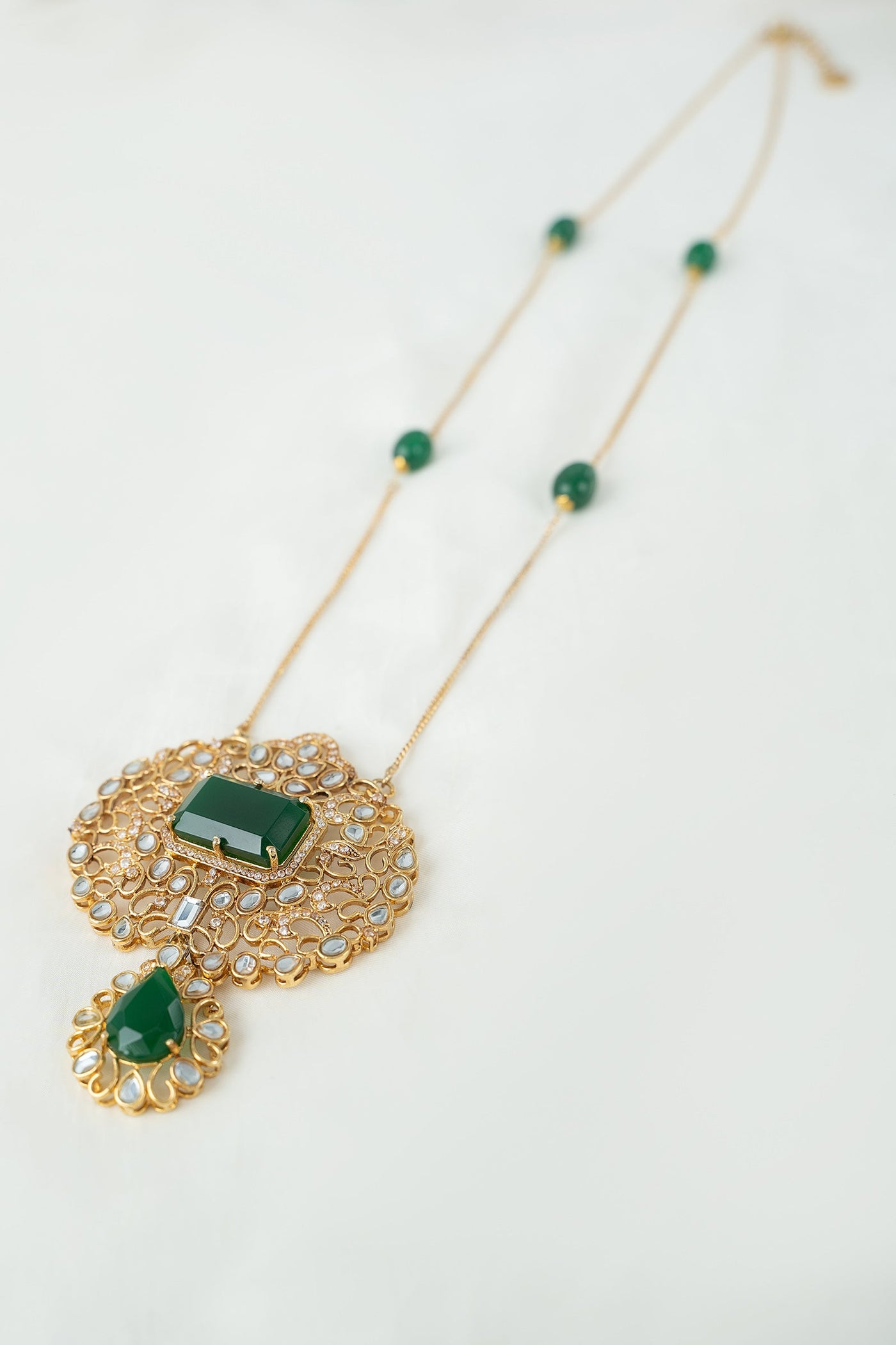 Zirelle Pendant