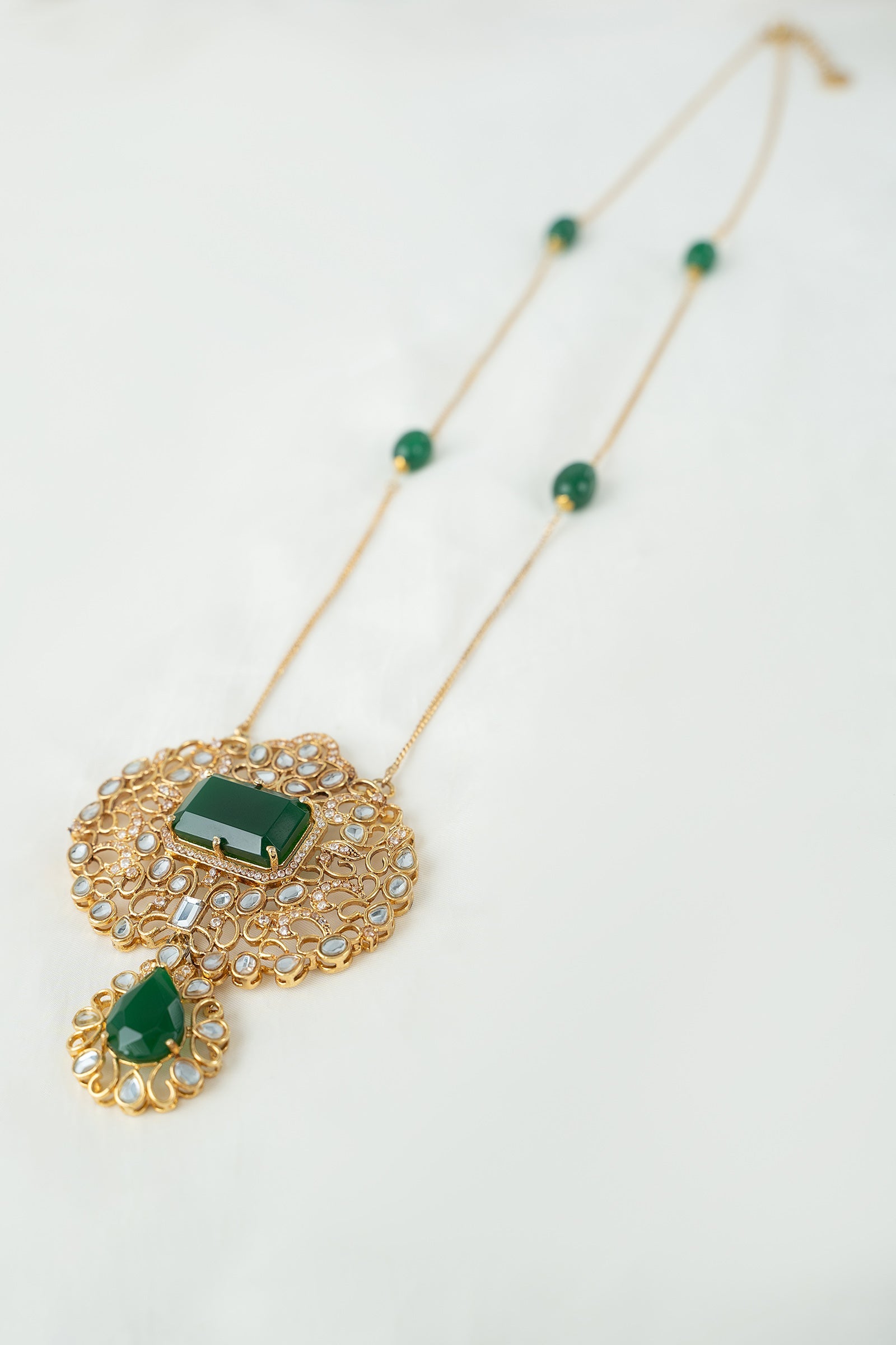 Zirelle Pendant