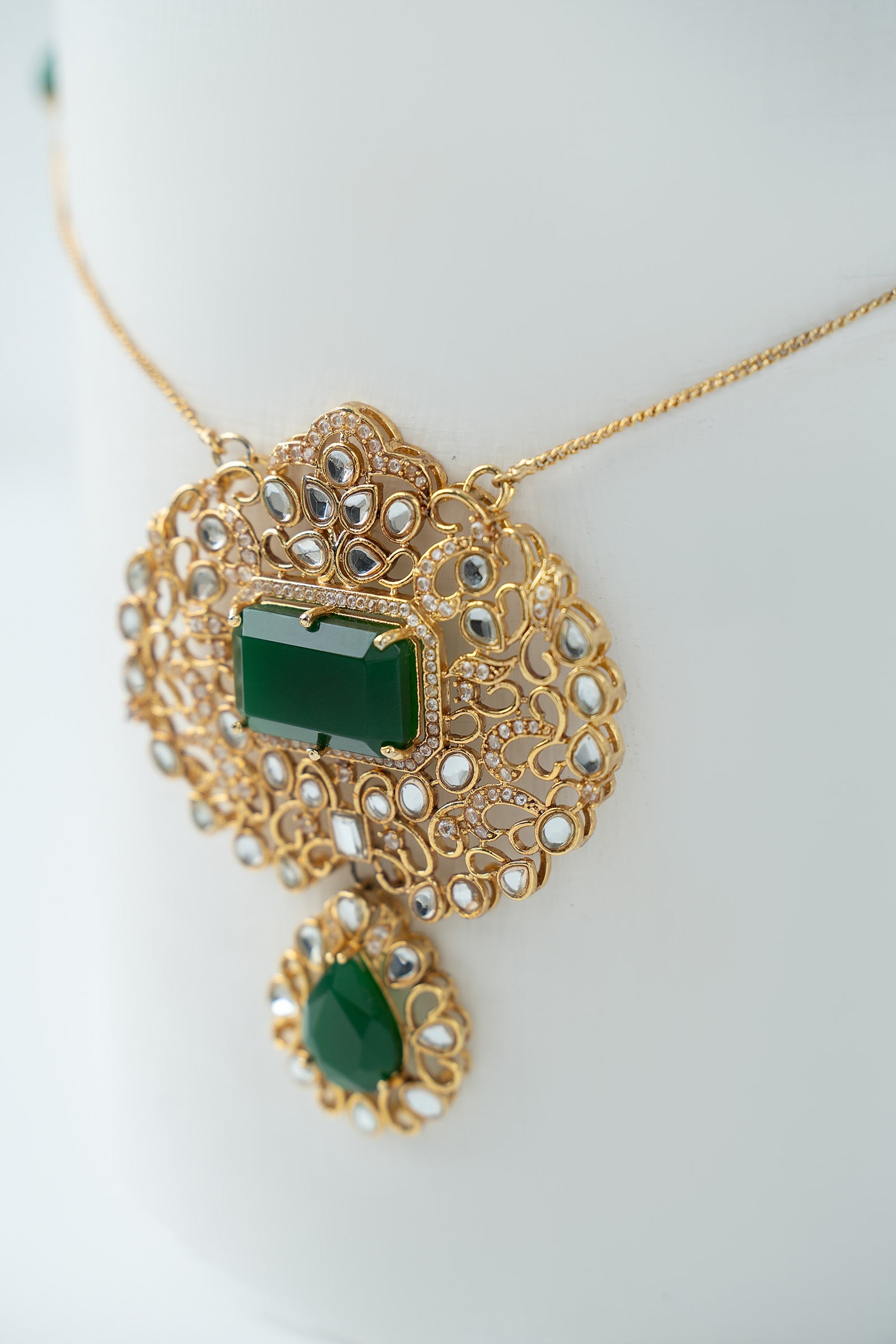 Zirelle Pendant
