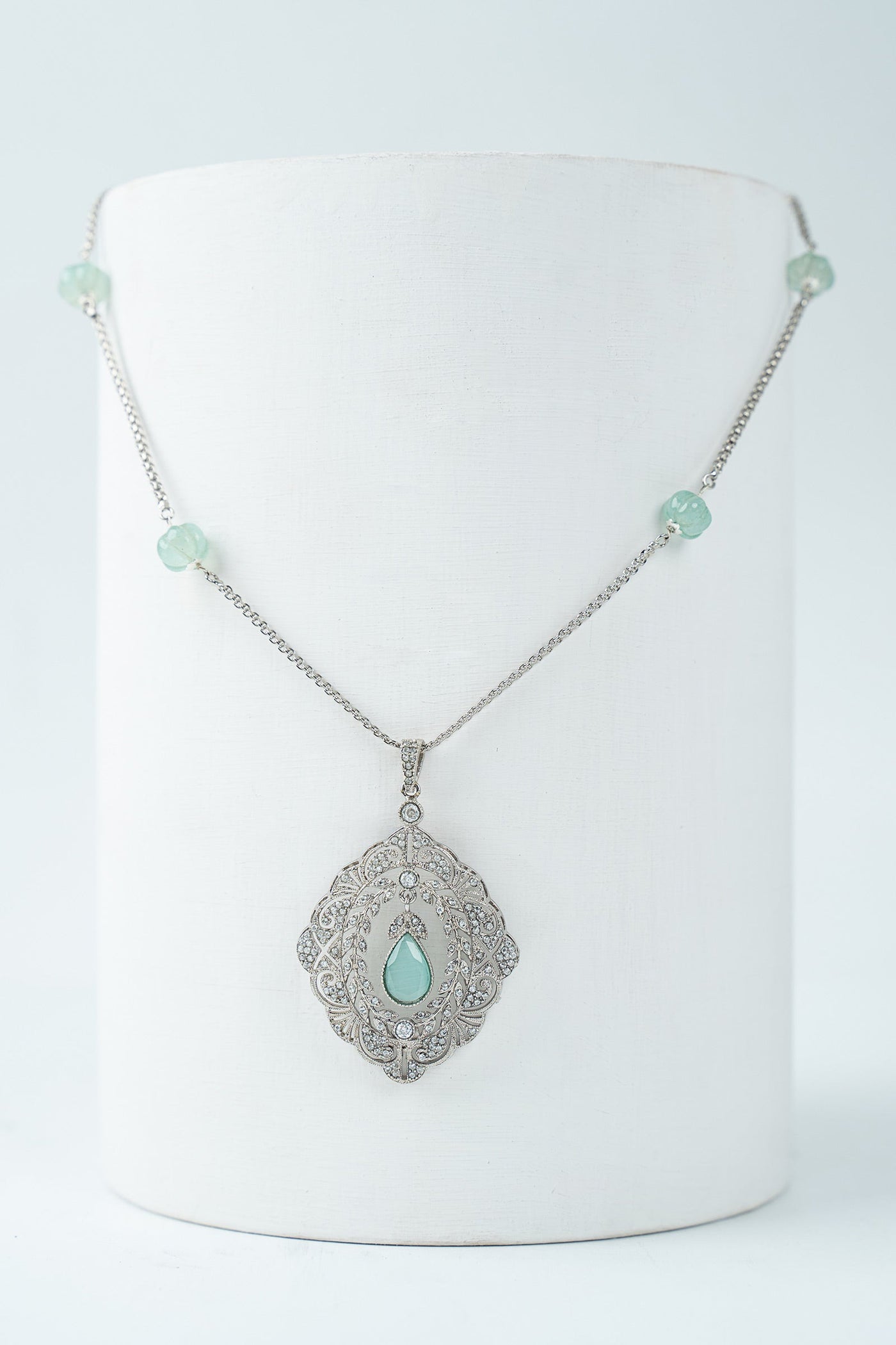 Melzira Pendant