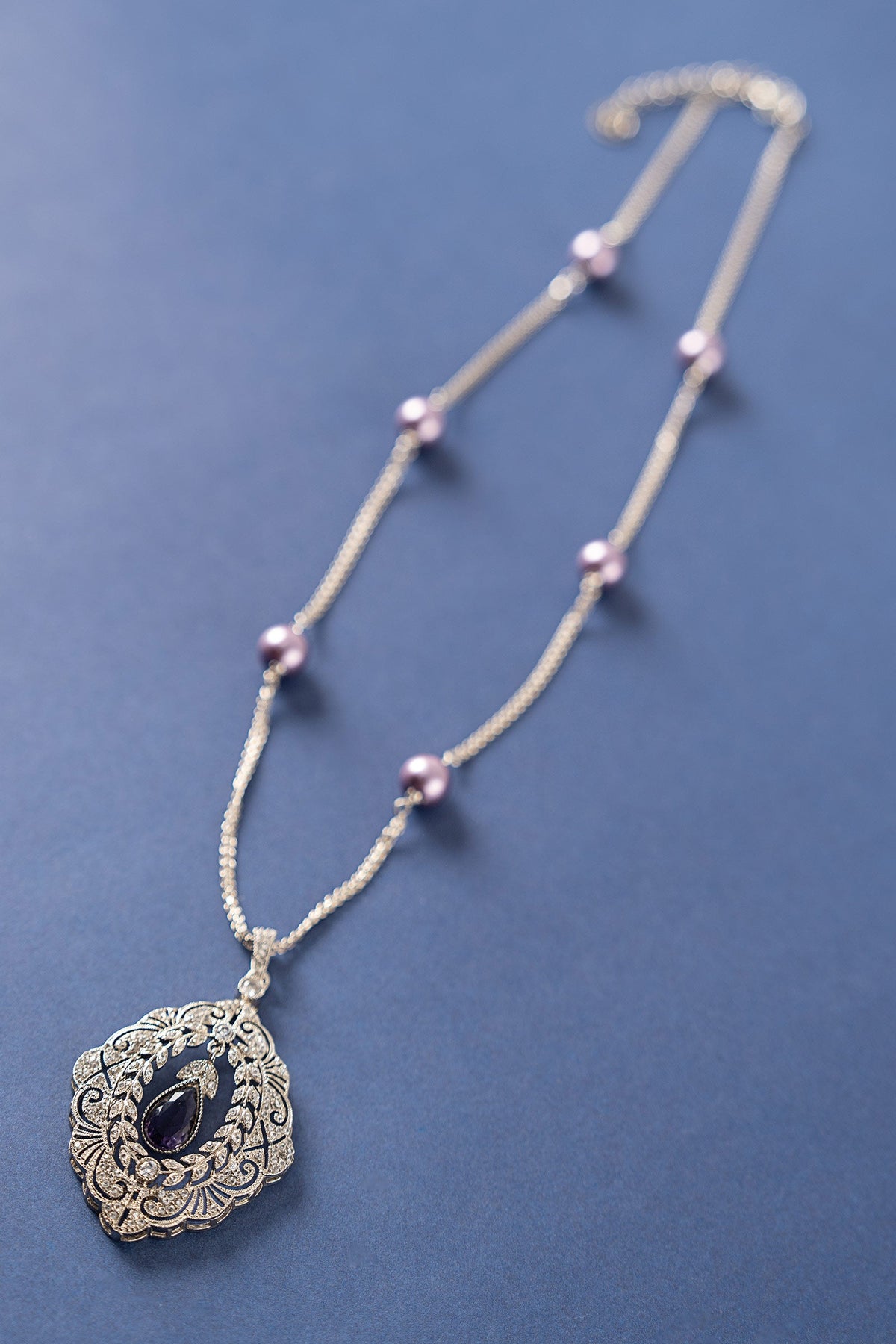 Melzira Pendant