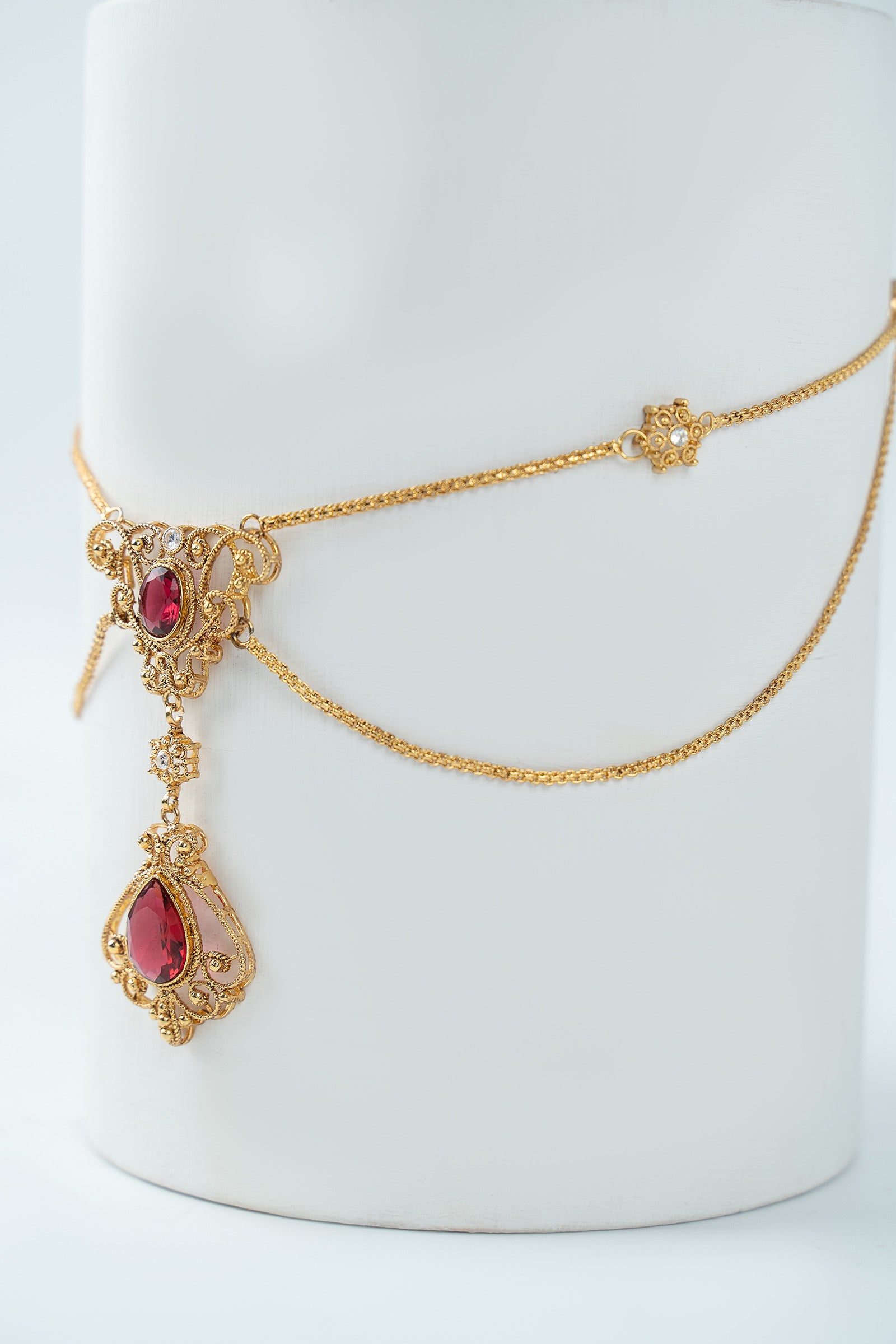 Zarquilla Pendant