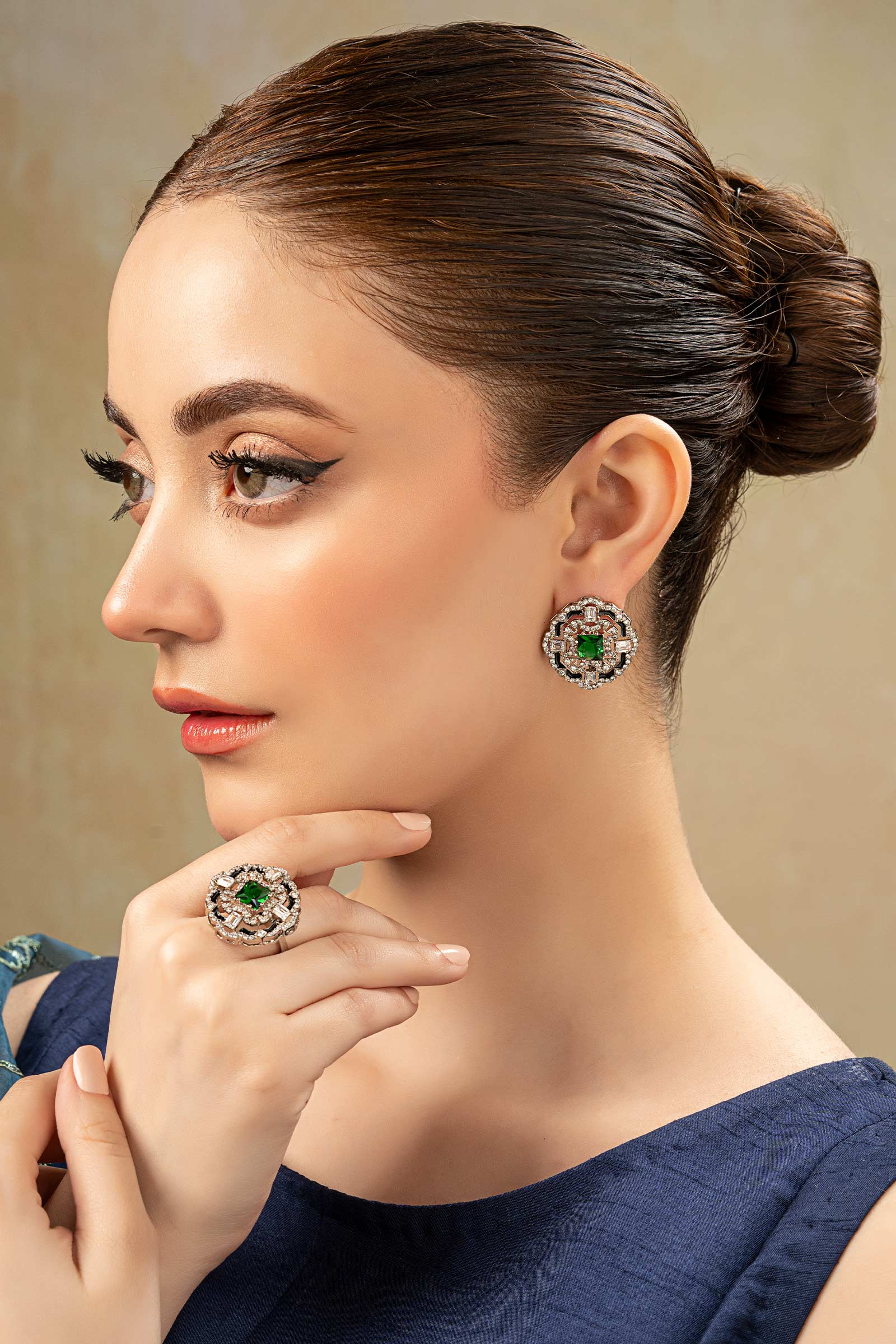 Cubic Ring