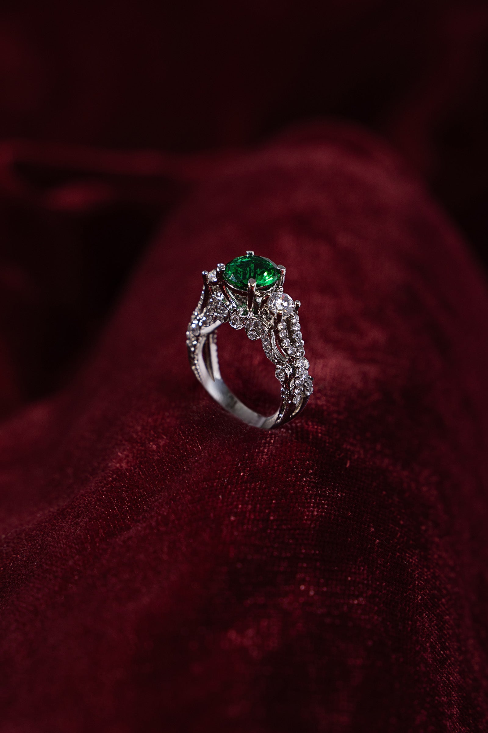 Zyphira Ring