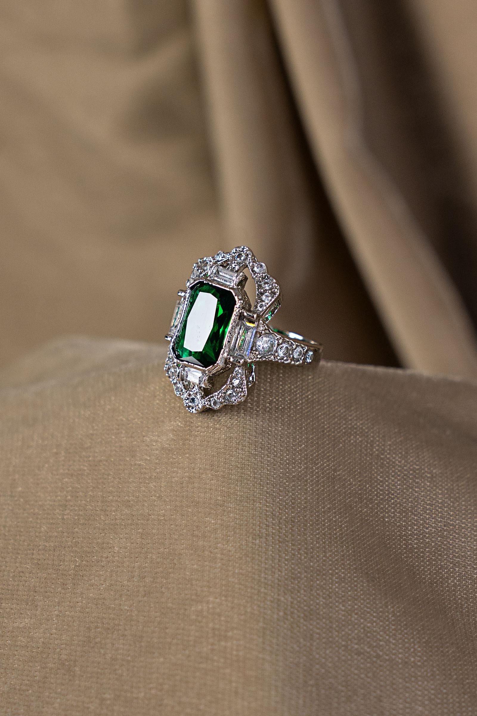 Novyra Ring