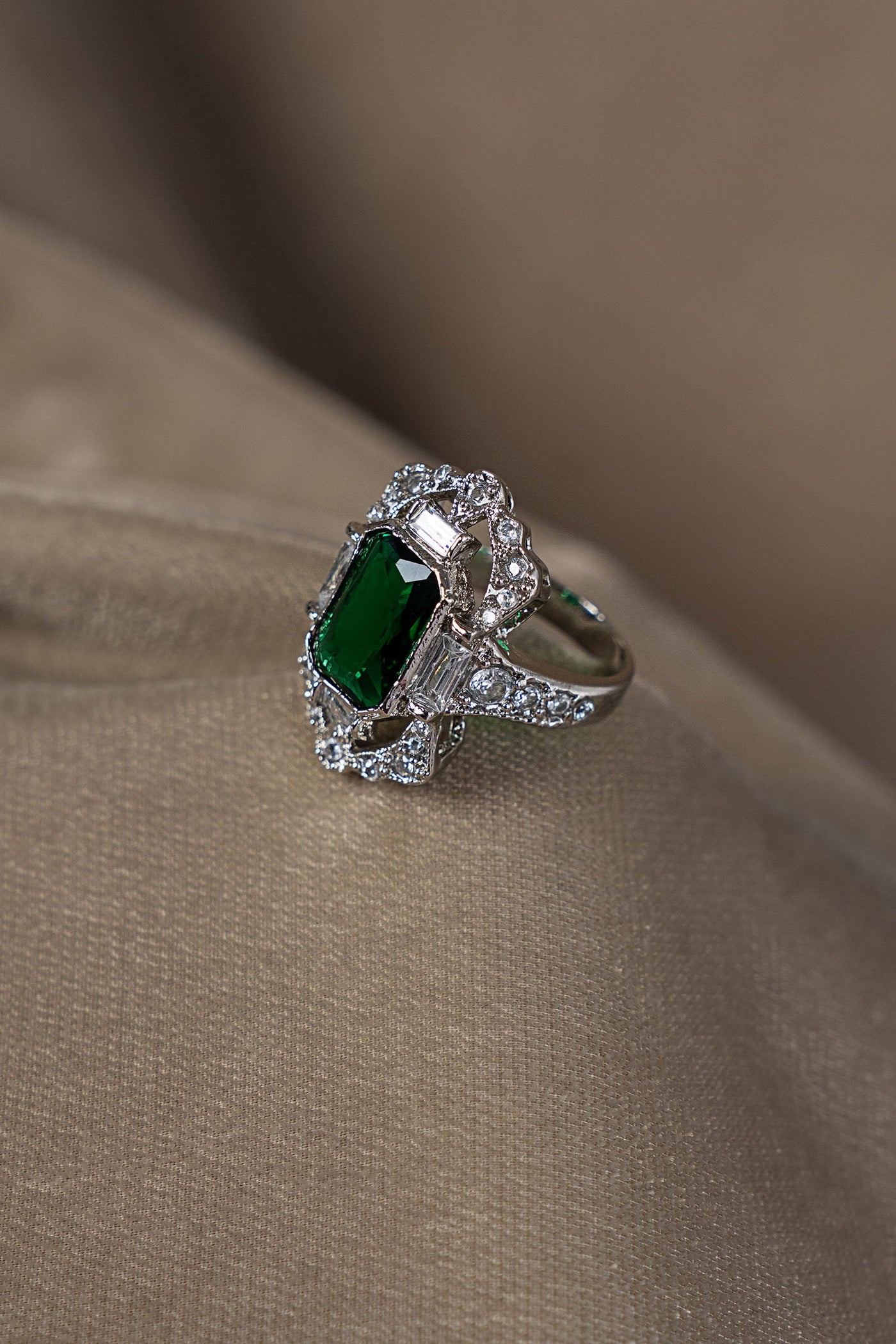 Novyra Ring