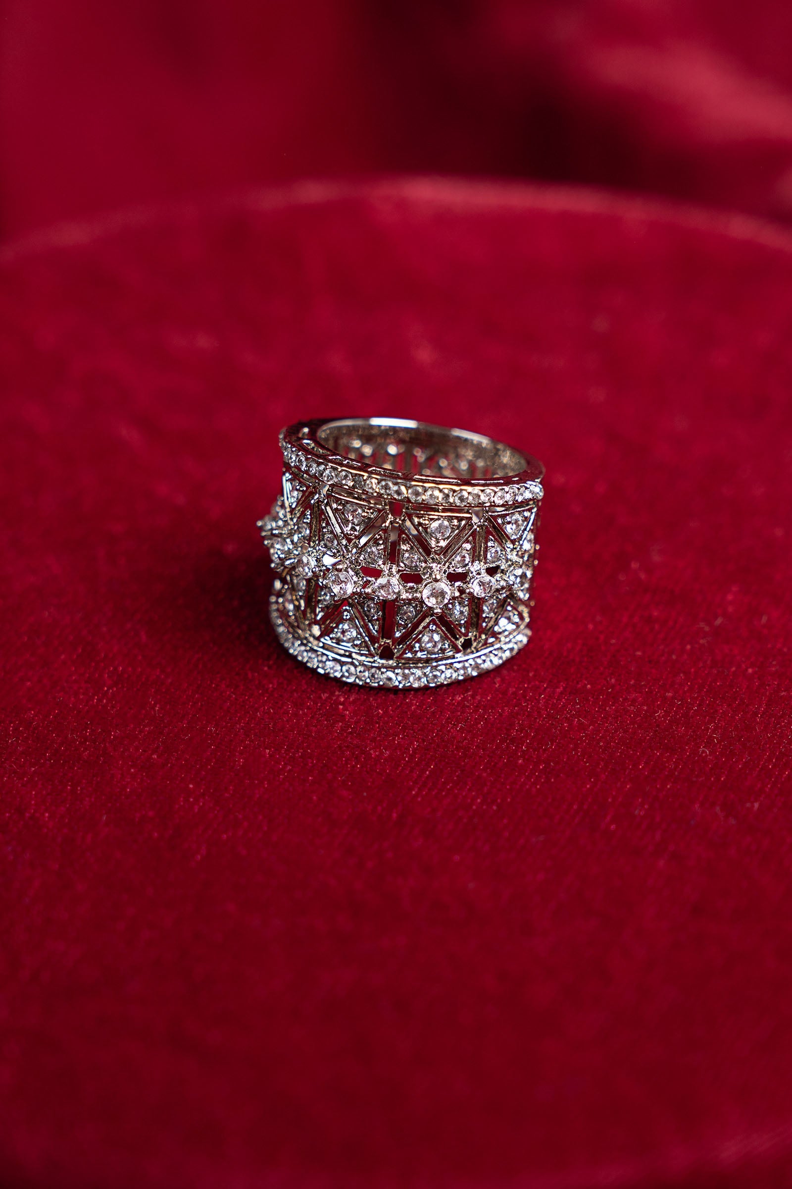 Avizeh Ring