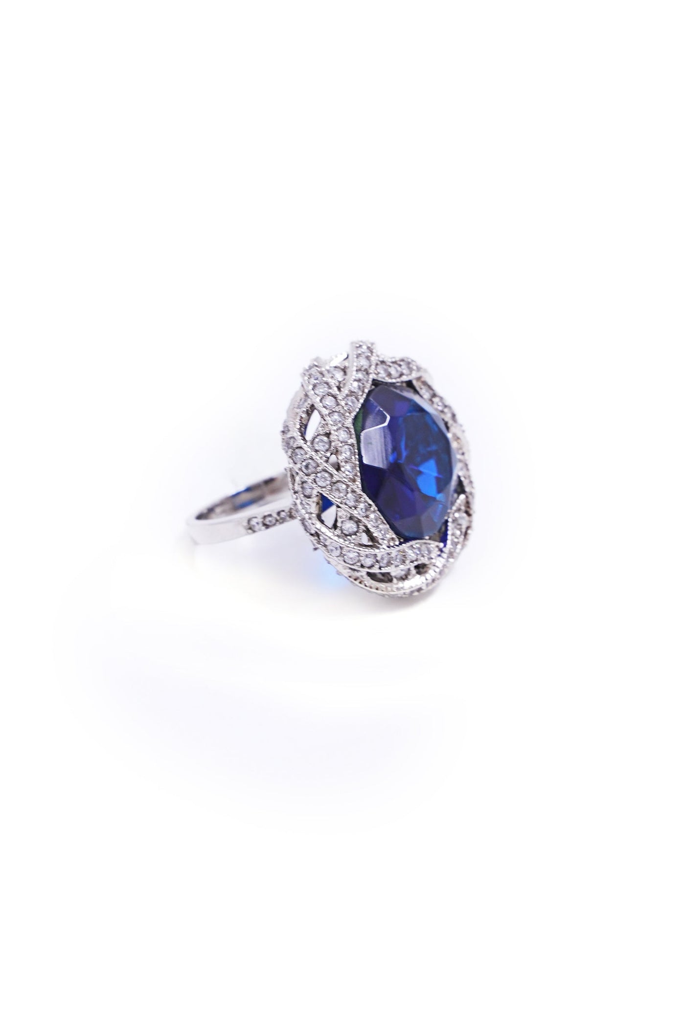 Twisted Ring
