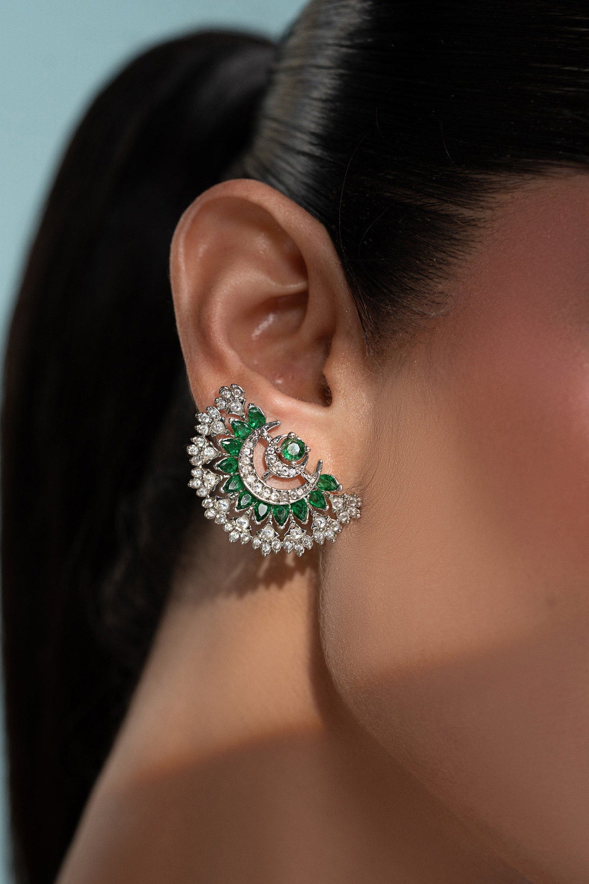 Khulus Studs