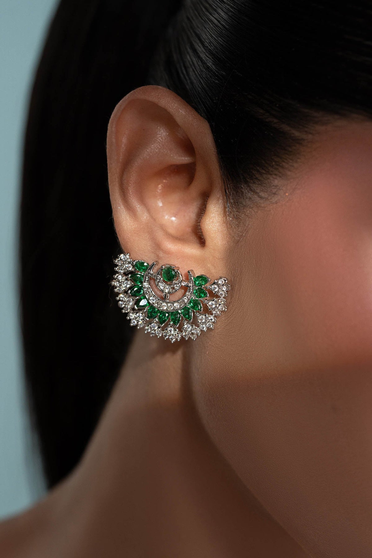Khulus Studs