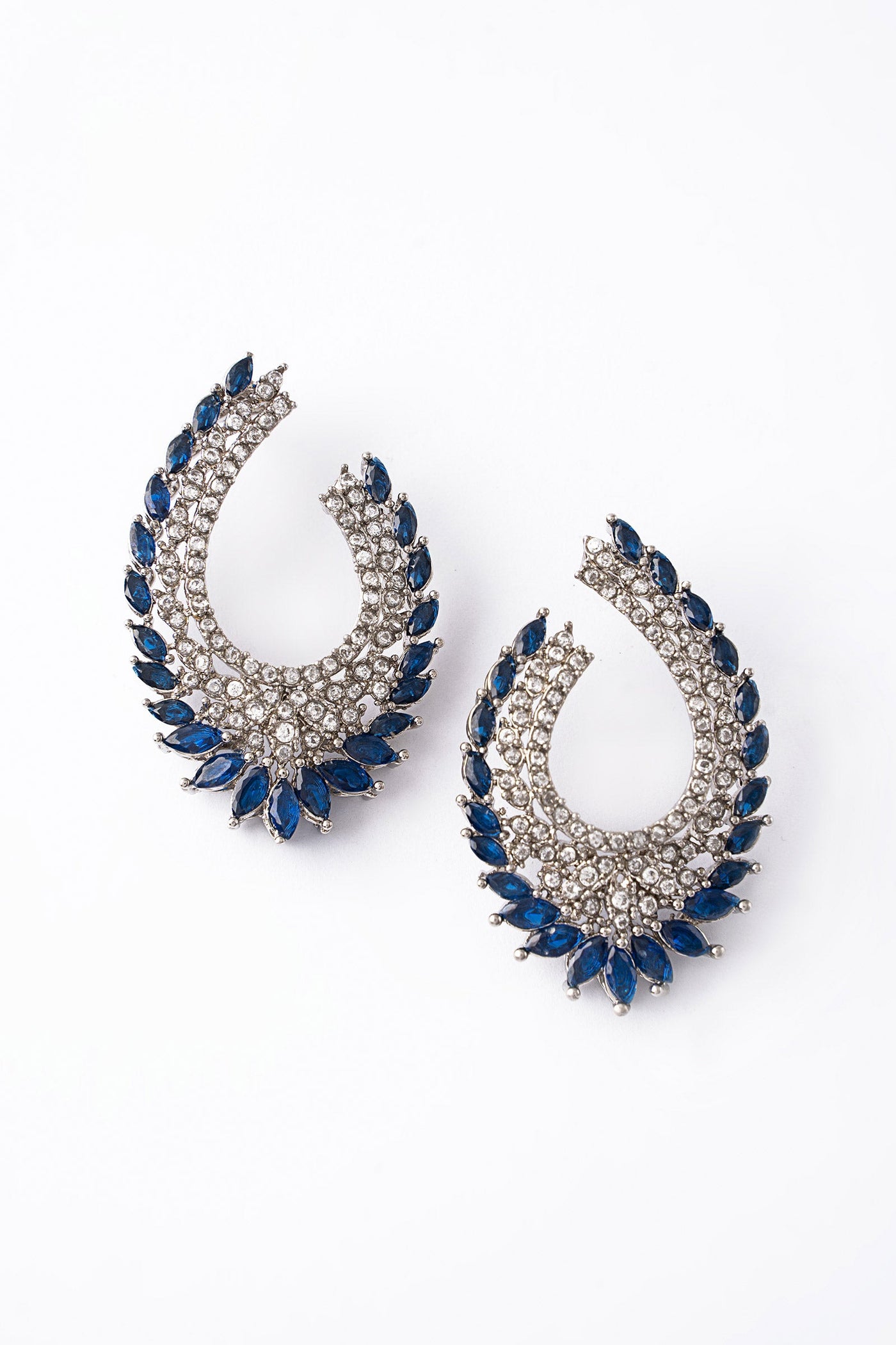 Swirl Studs
