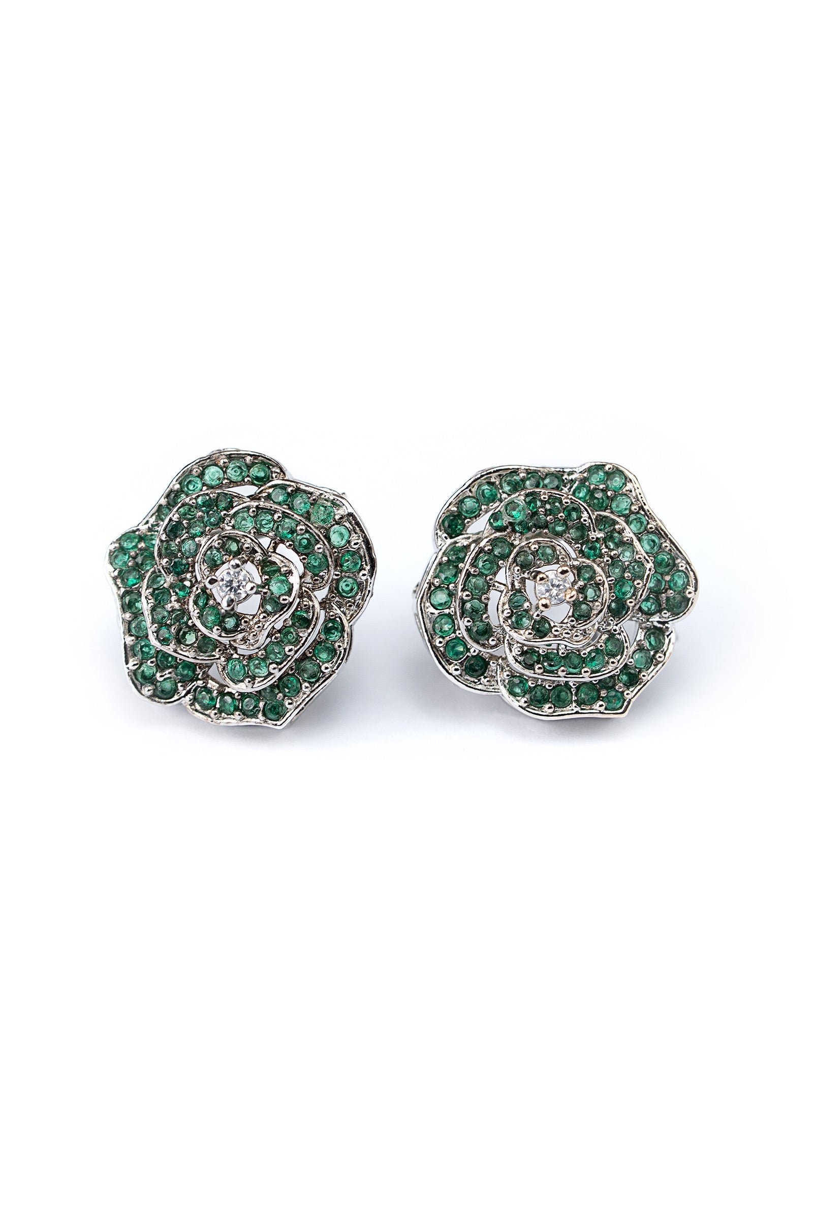 Rozmeen Studs