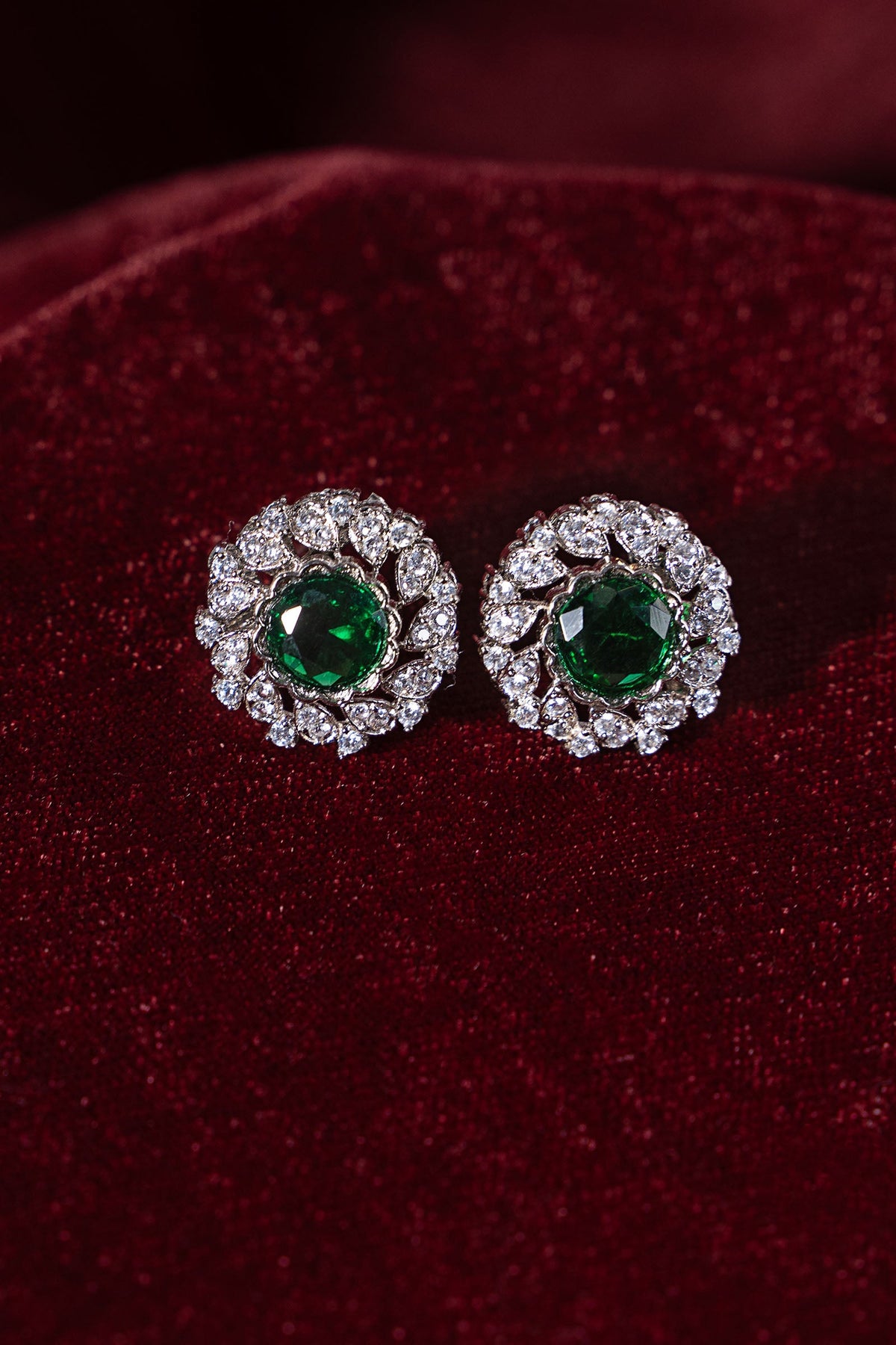 Malakeh Studs