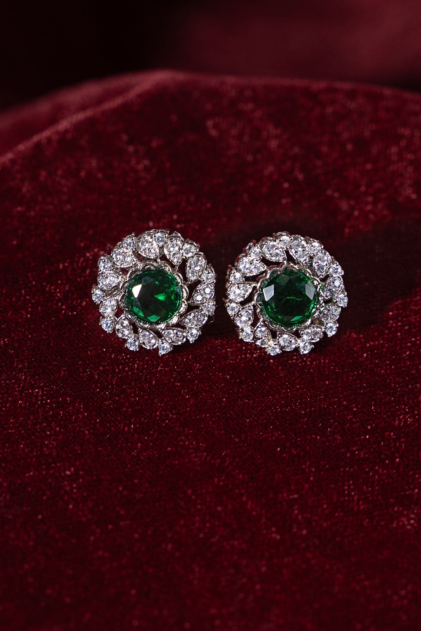 Malakeh Studs