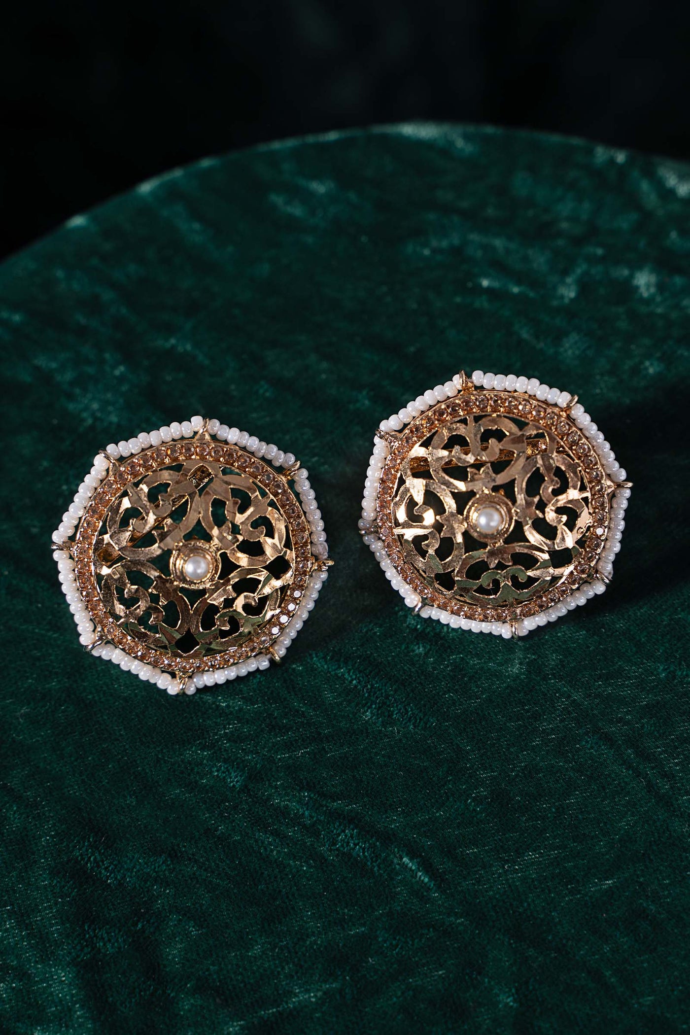 Rasah Studs