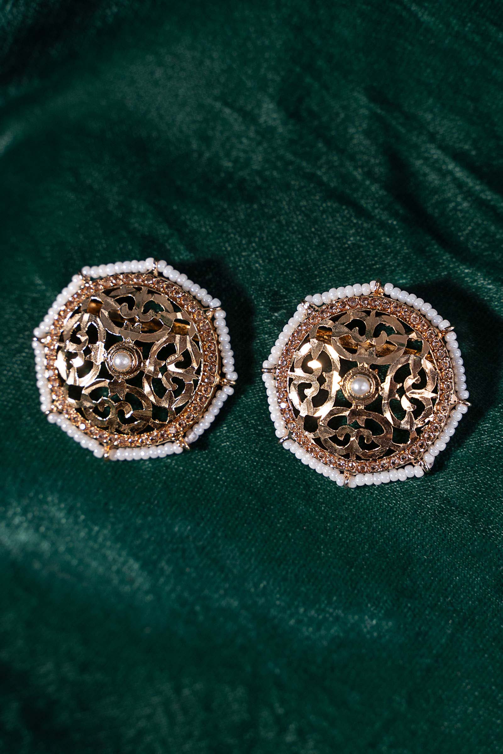 Rasah Studs