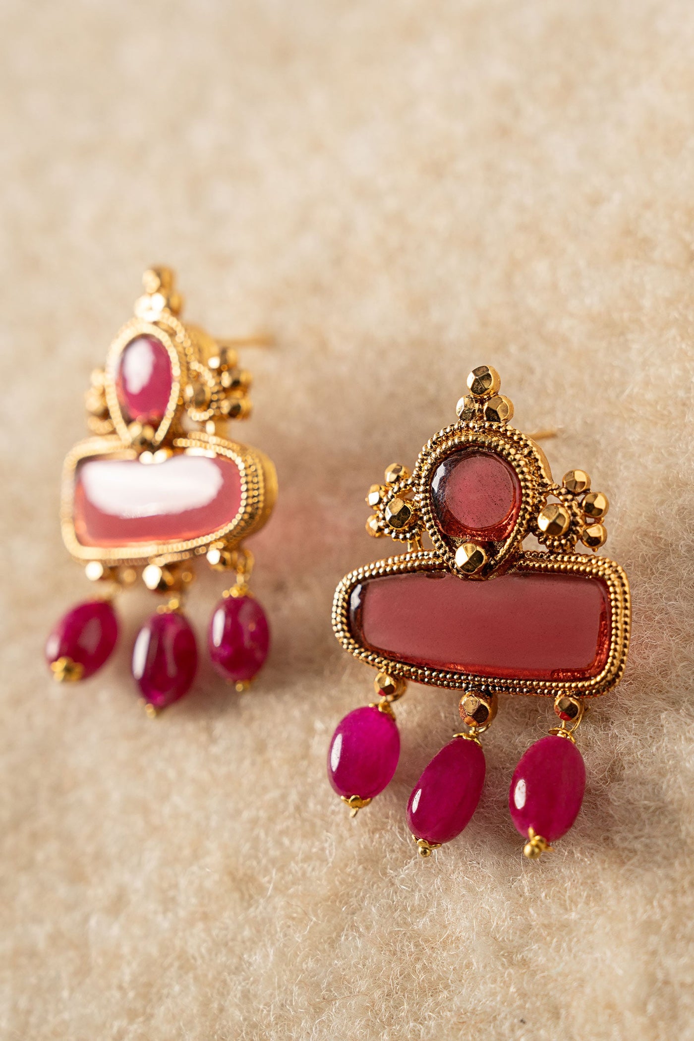 https://cdn.shopify.com/s/files/1/0620/8788/9062/files/JSDW25-10PinkOnyx_B.jpg?v=1759303705