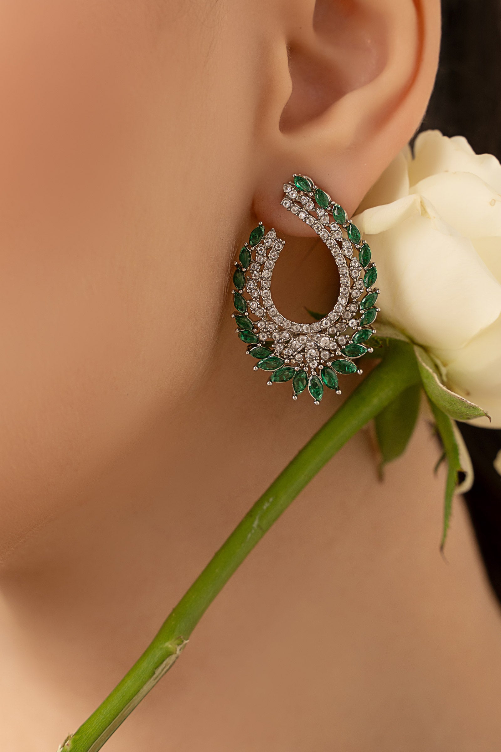 Swirl Studs