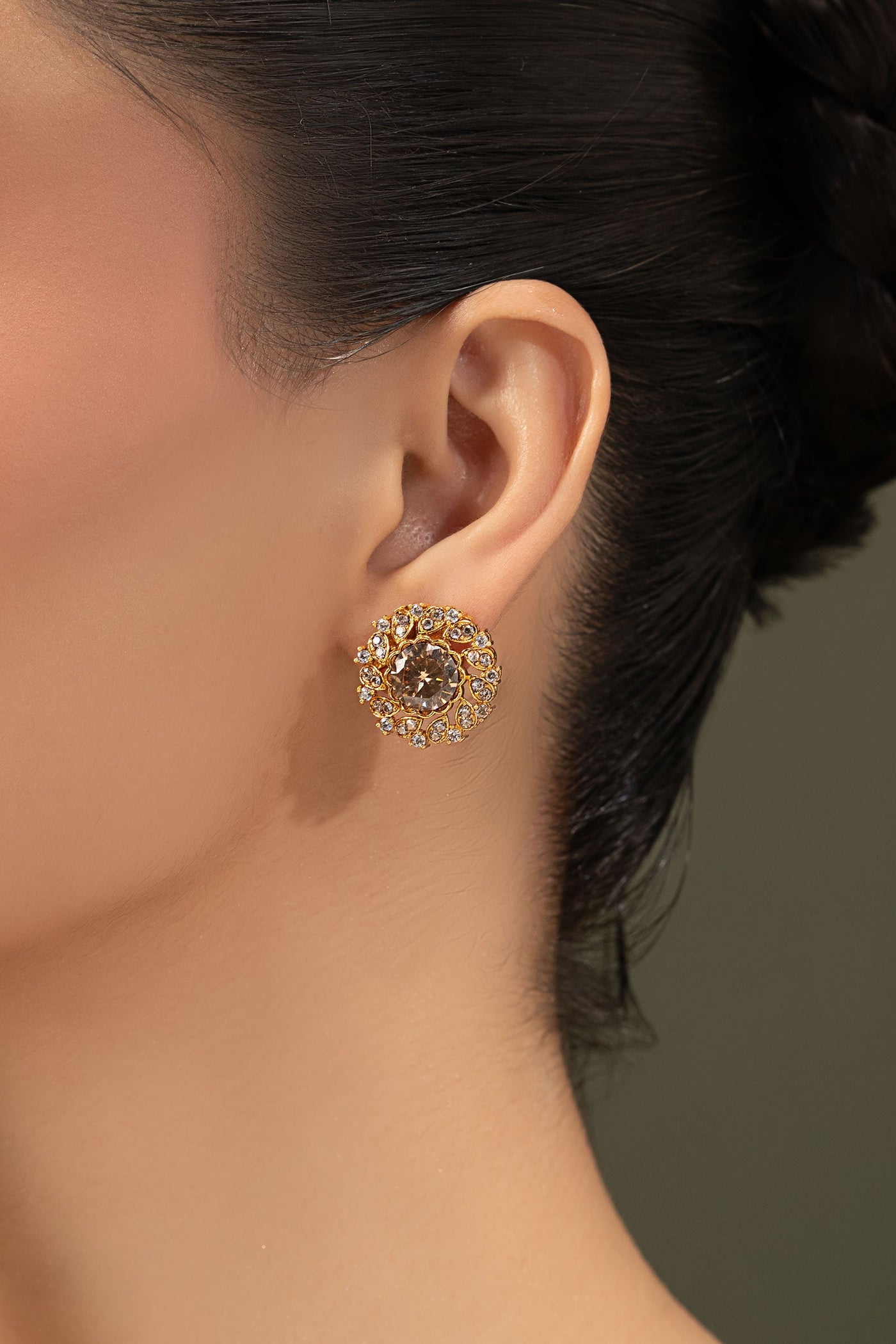 Malakeh Studs