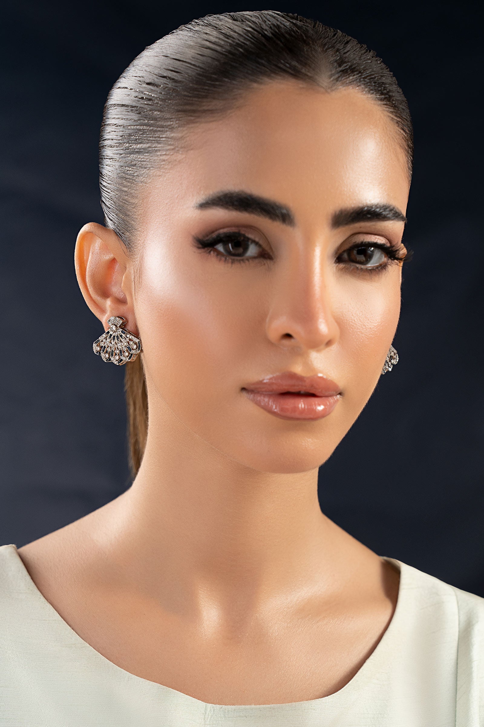 Peavera Studs