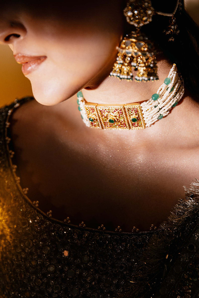 Abyah Choker Set