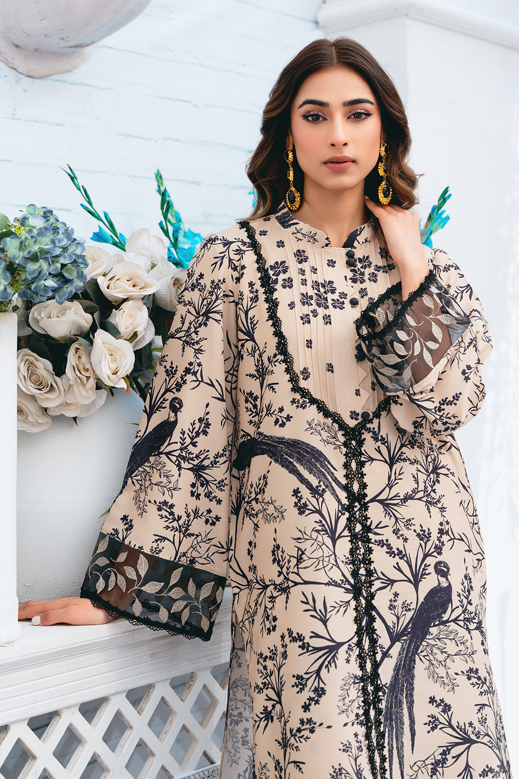 https://cdn.shopify.com/s/files/1/0019/7217/4947/files/JUUGI.jpg?v=1764582564